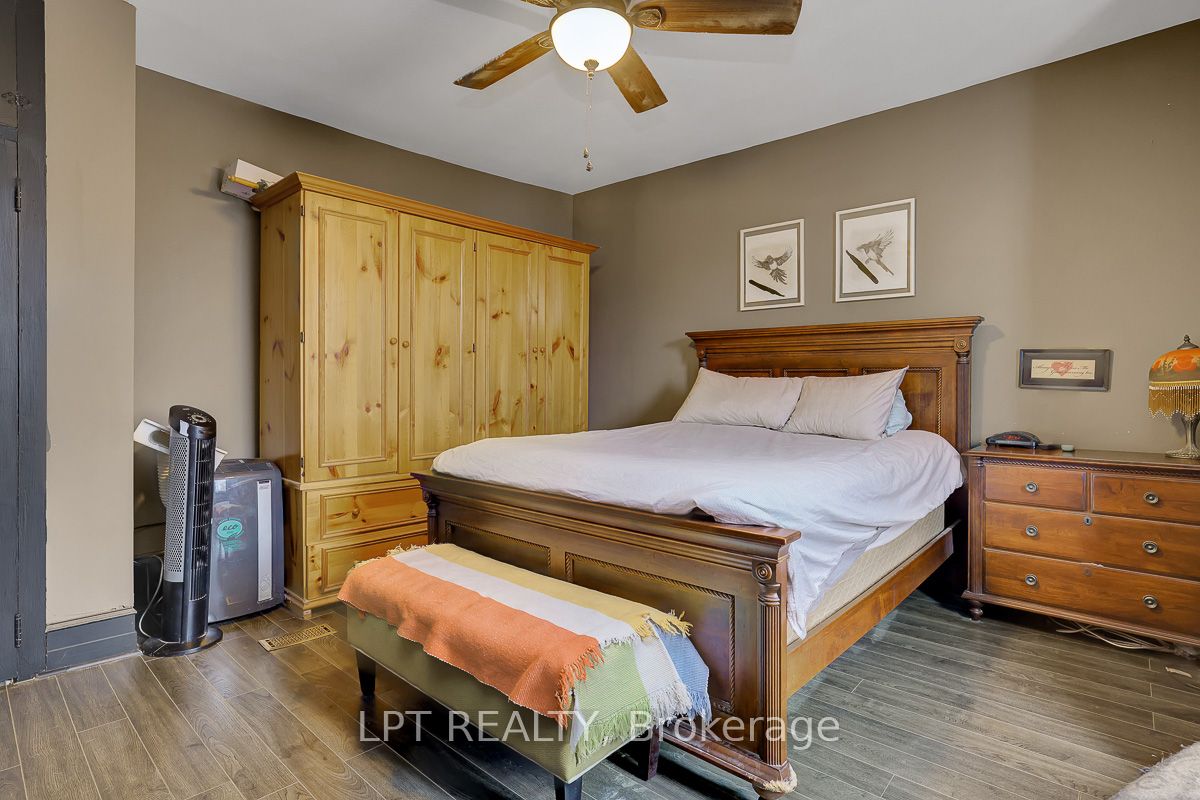 8197 Victoria Street Property Photo 33