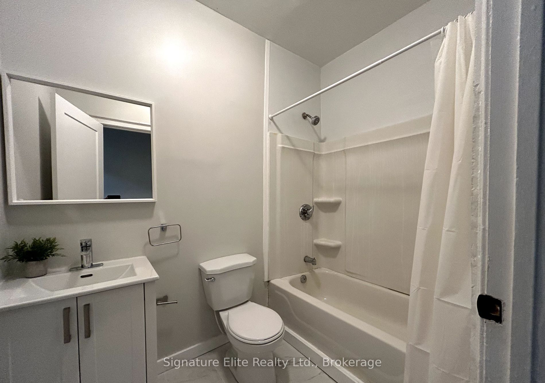 372 Darling Street 5 Property Photo 11