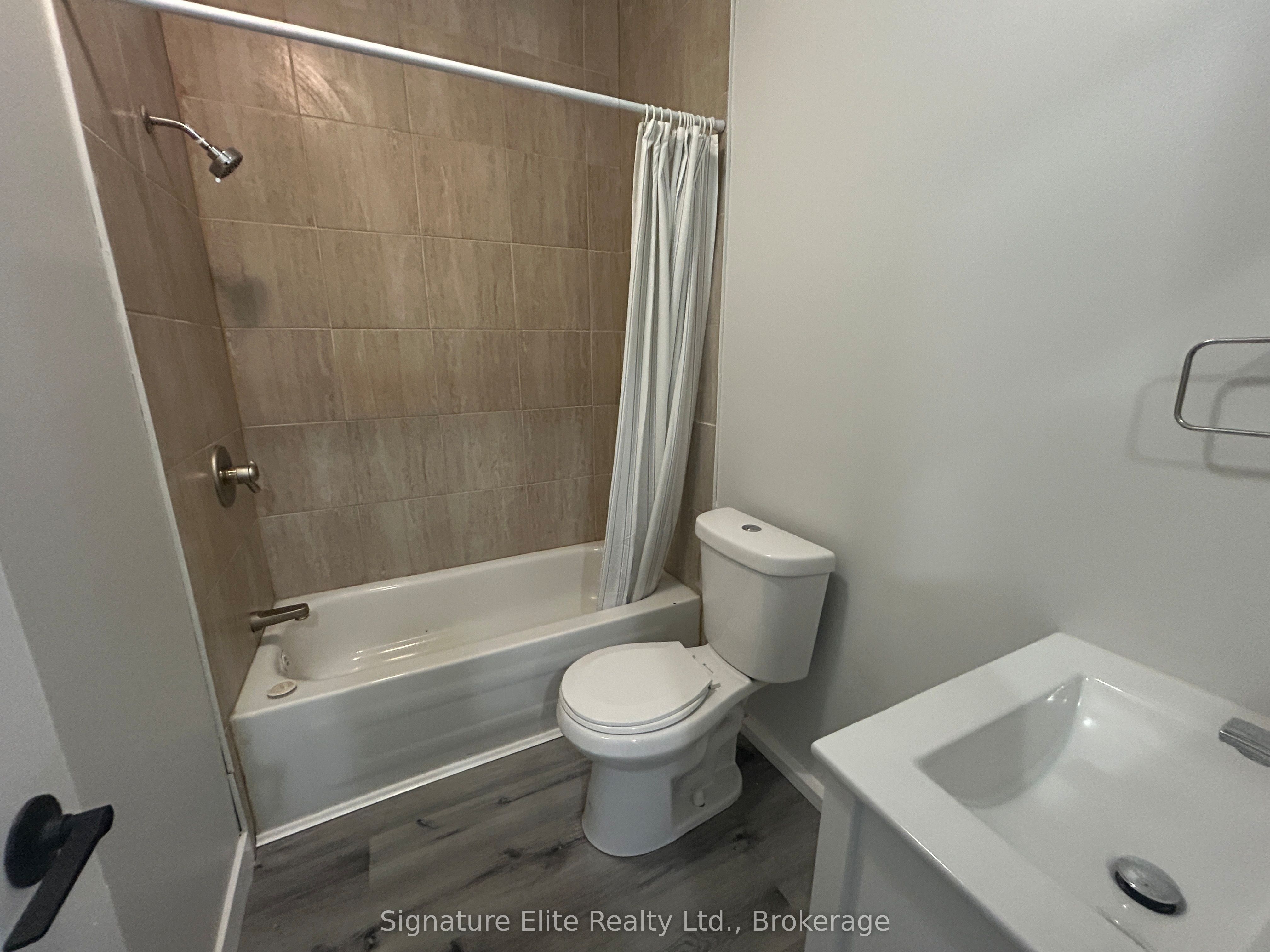 372 Darling Street 4 Property Photo 11