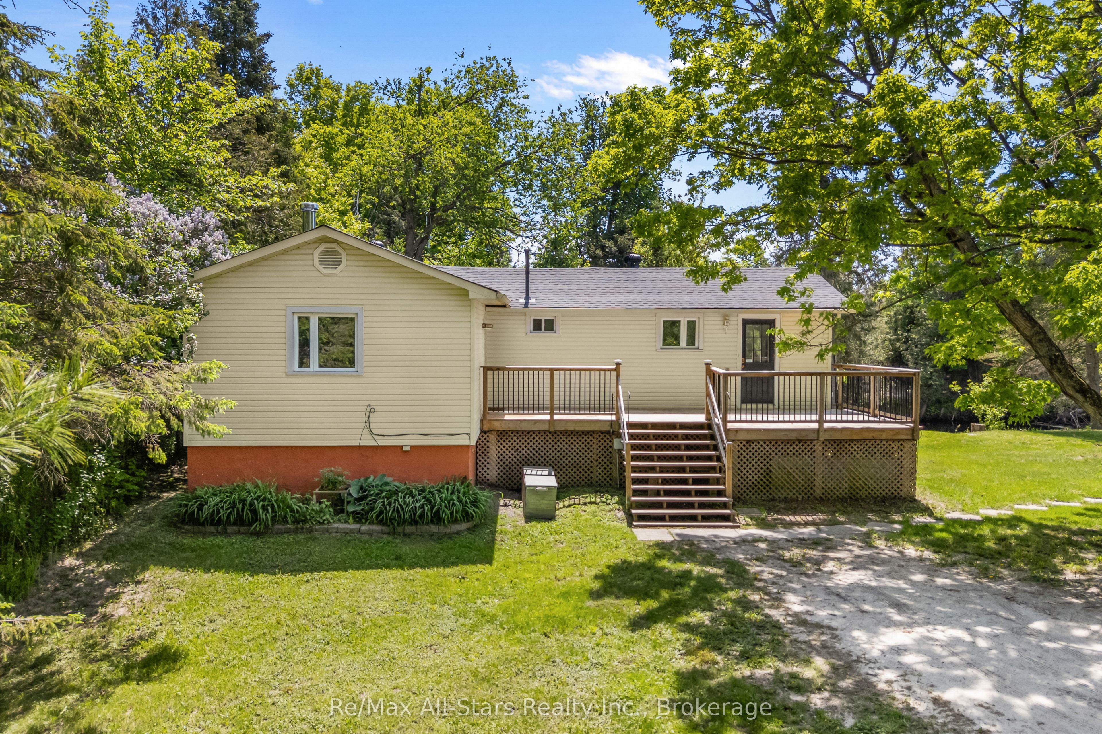 60 Reed Boulevard Property Photo 36