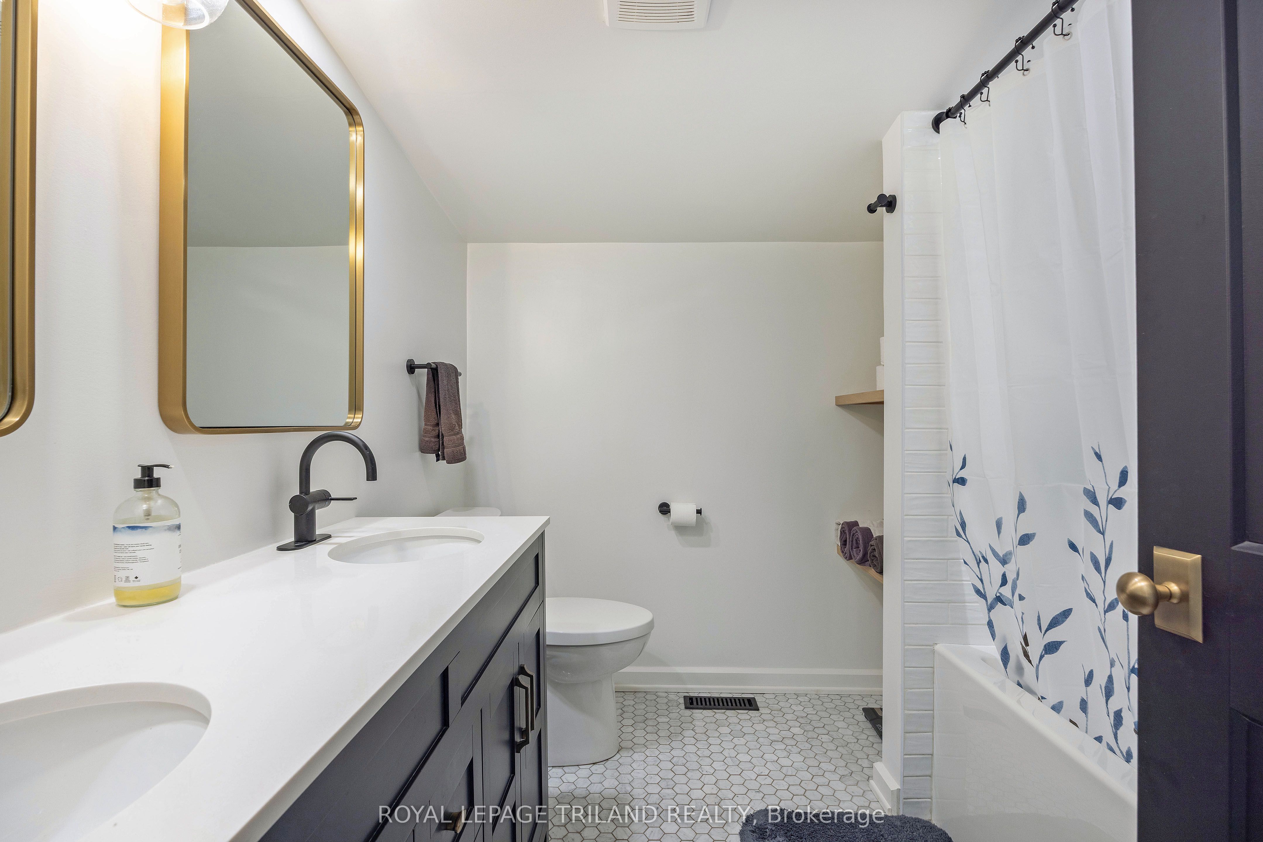 5 Mckenzie Avenue Property Photo 26