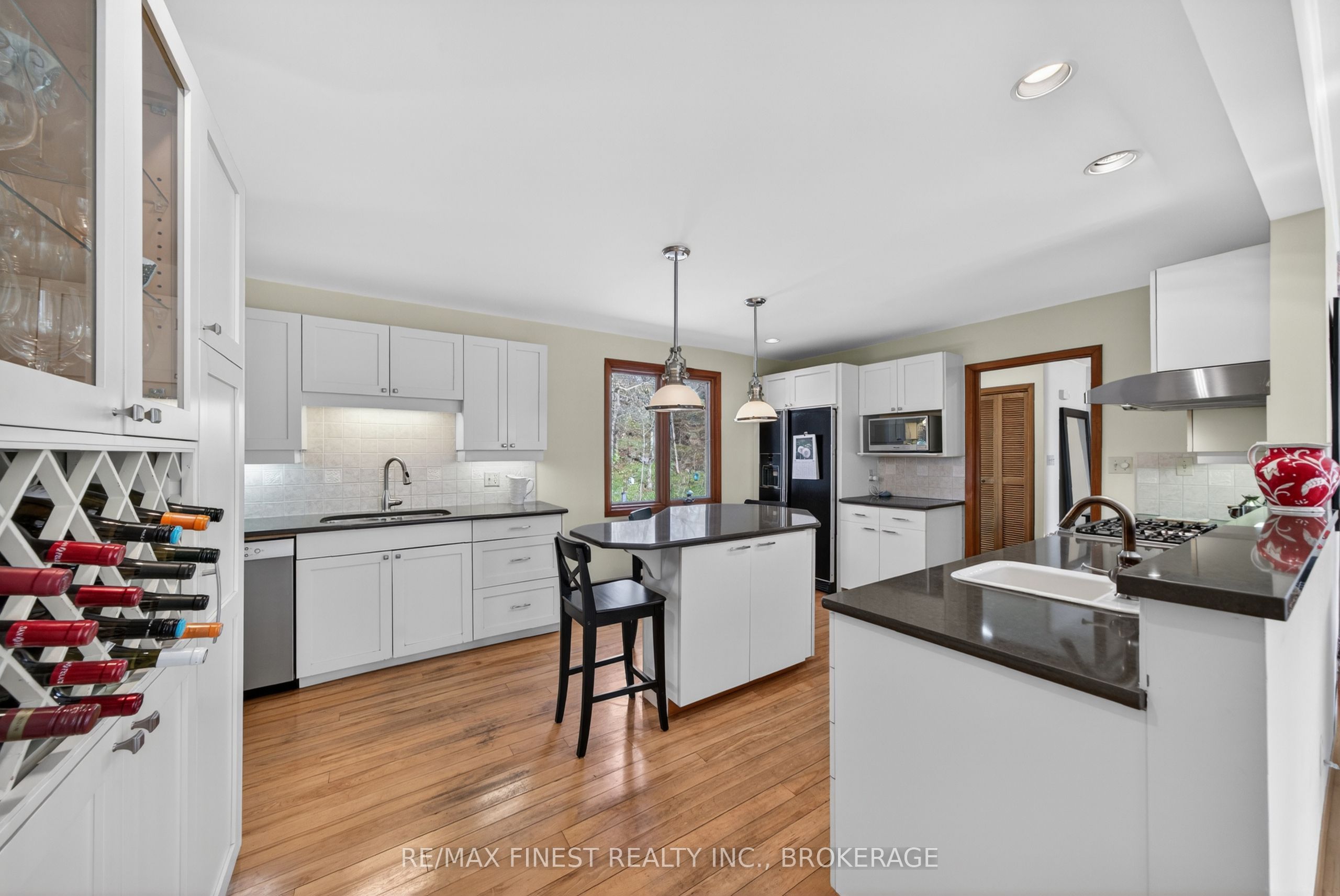 10 Warbler Lane Property Photo 18