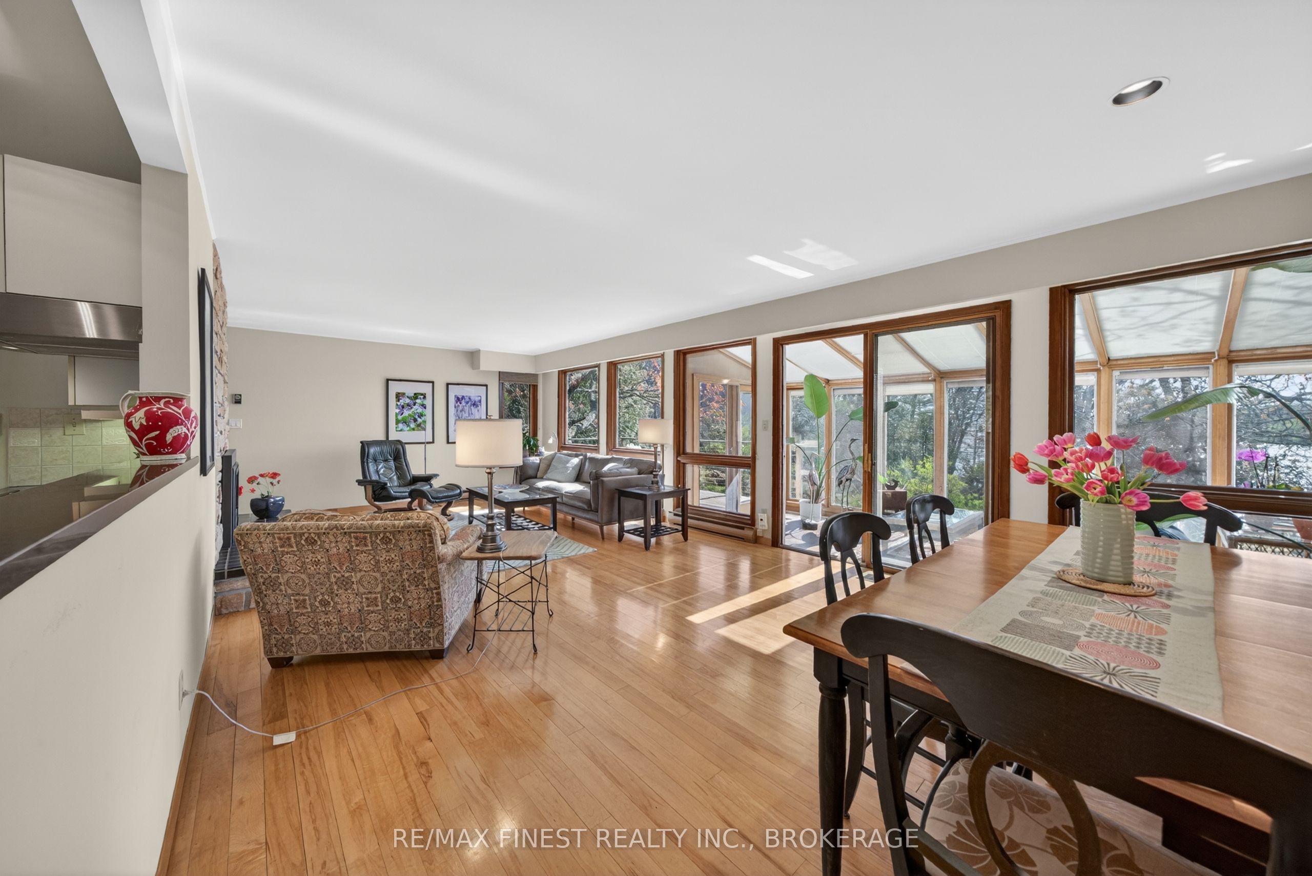 10 Warbler Lane Property Photo 21