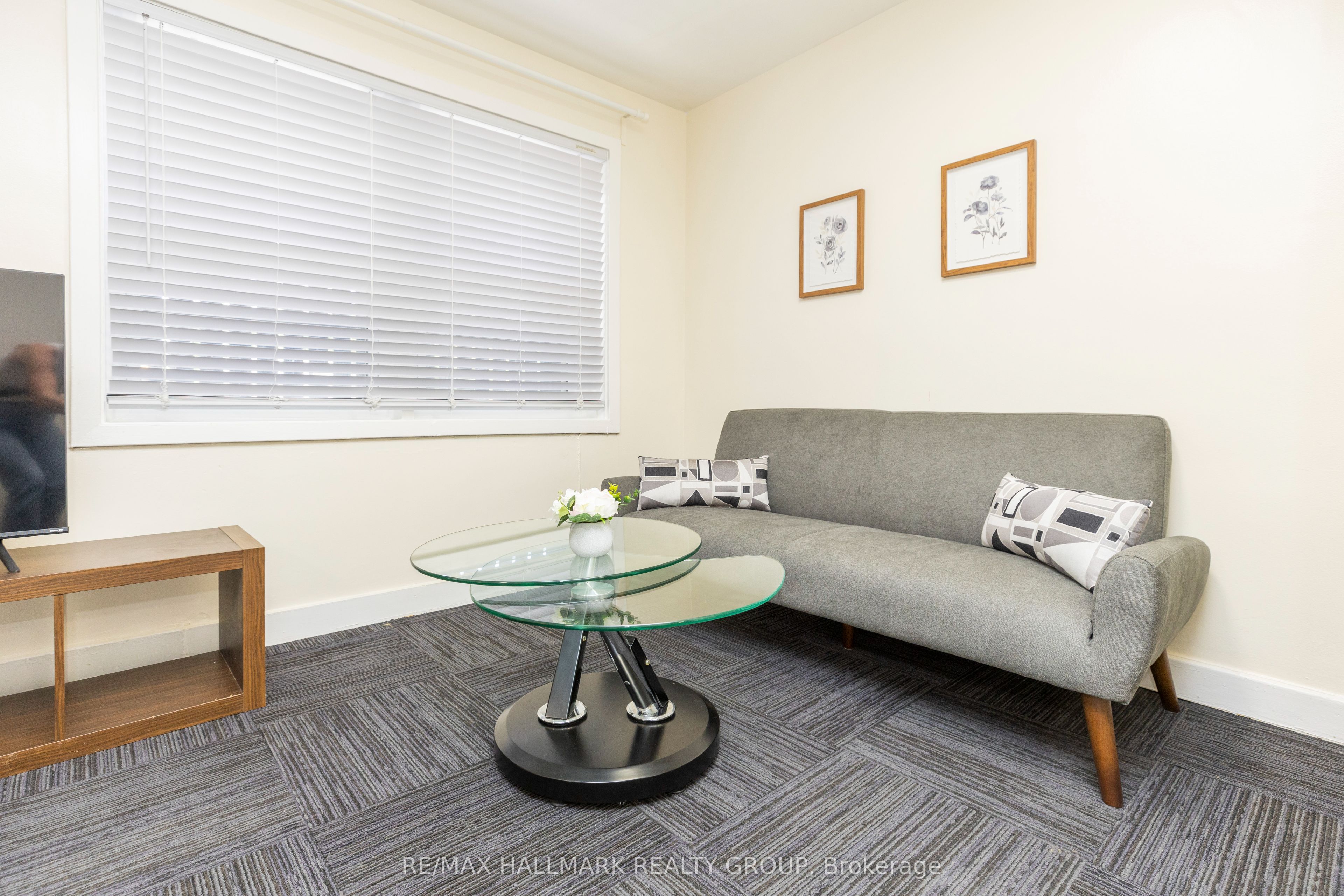 462 Bronson Avenue 1 Property Photo 11