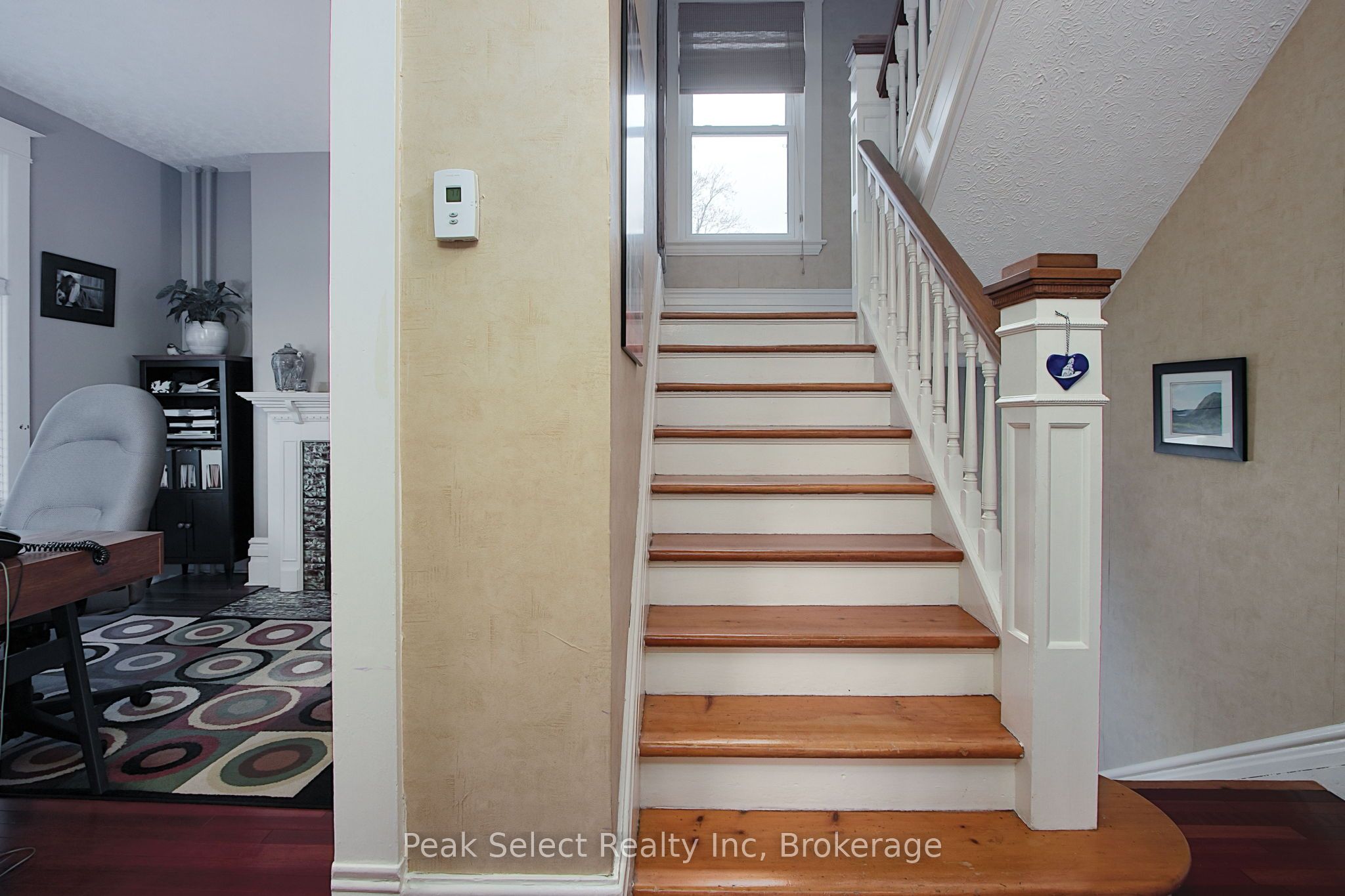395 Queen Street E Property Photo 7