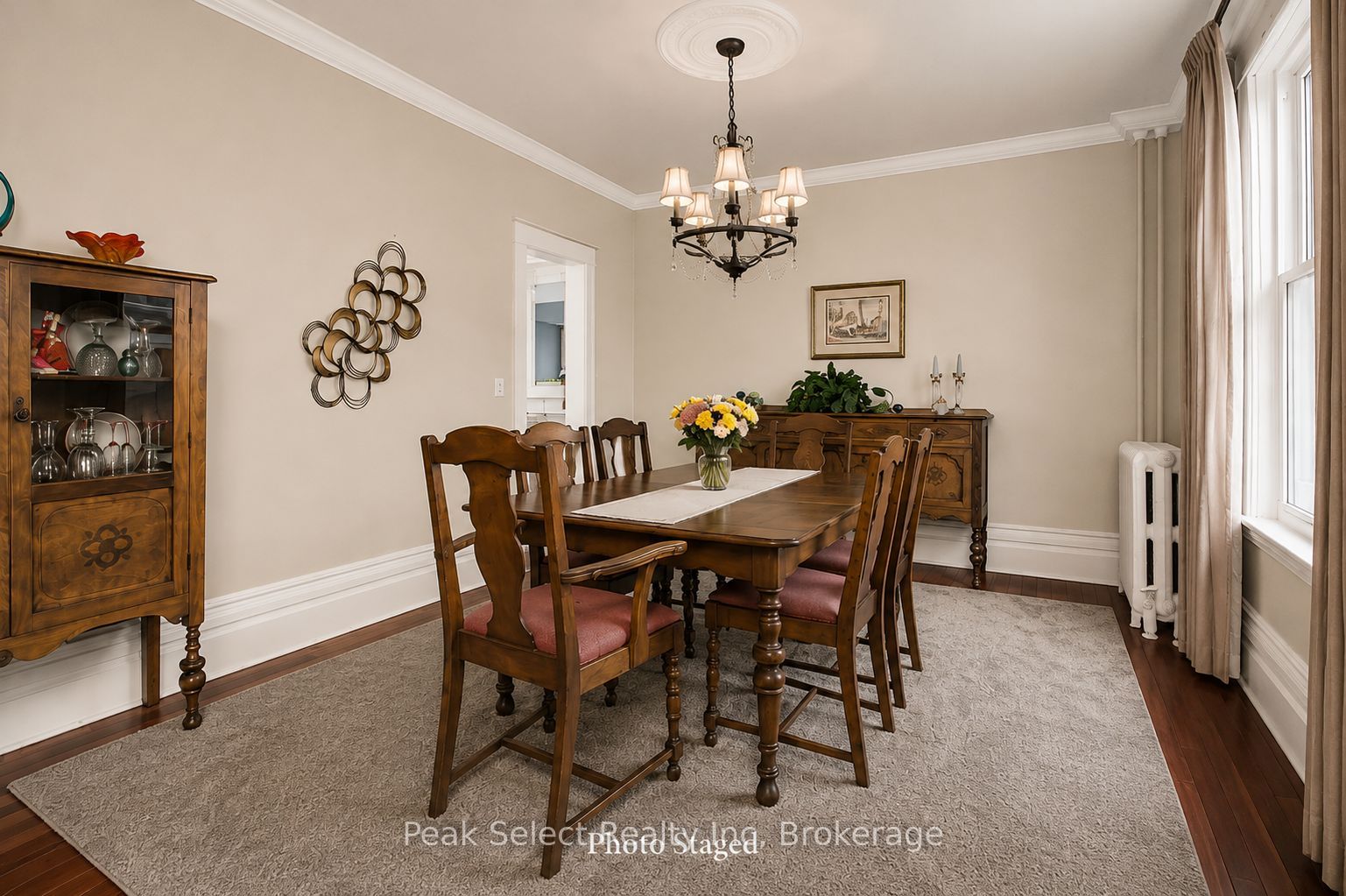 395 Queen Street E Property Photo 11