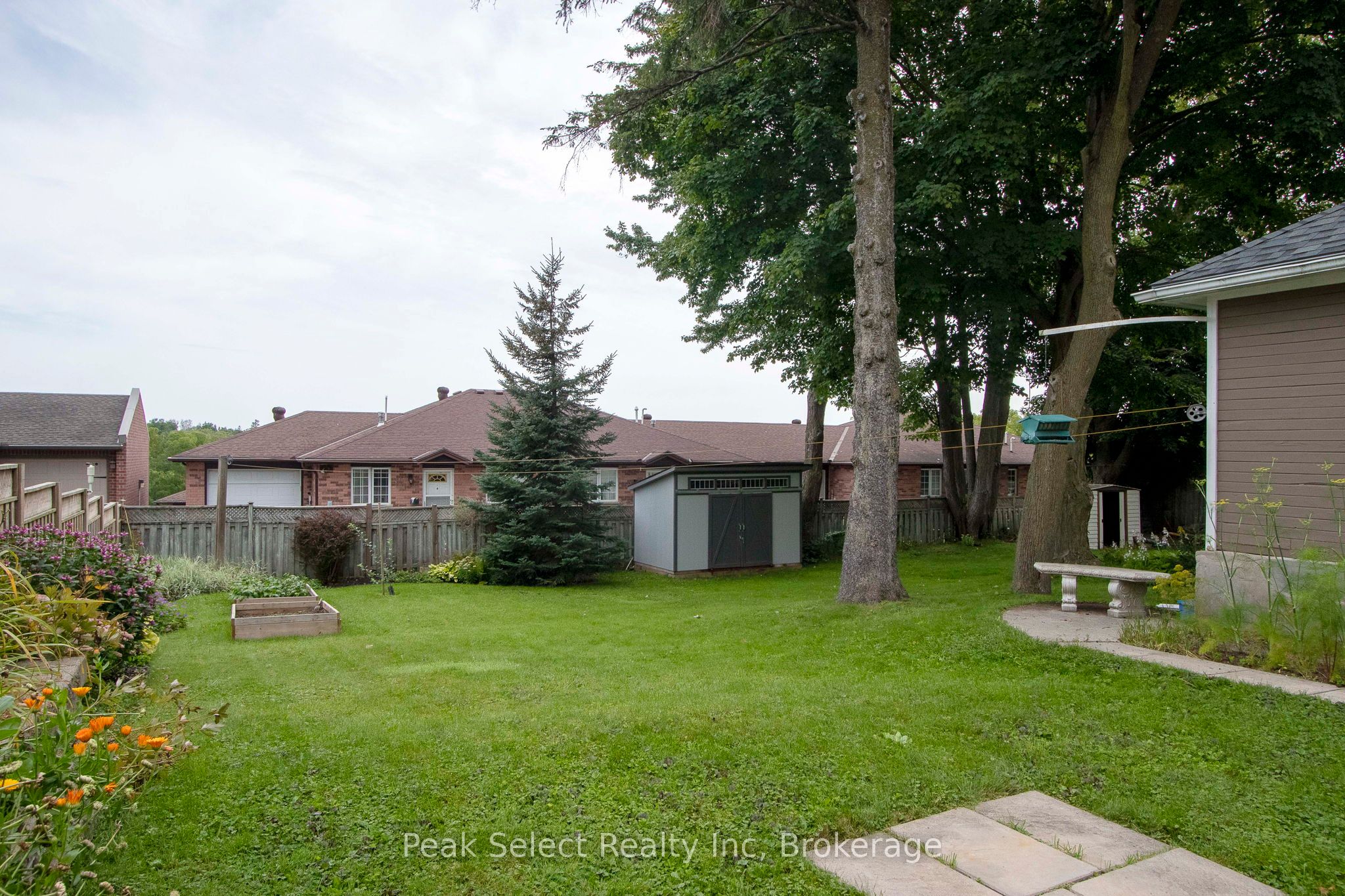 395 Queen Street E Property Photo 38