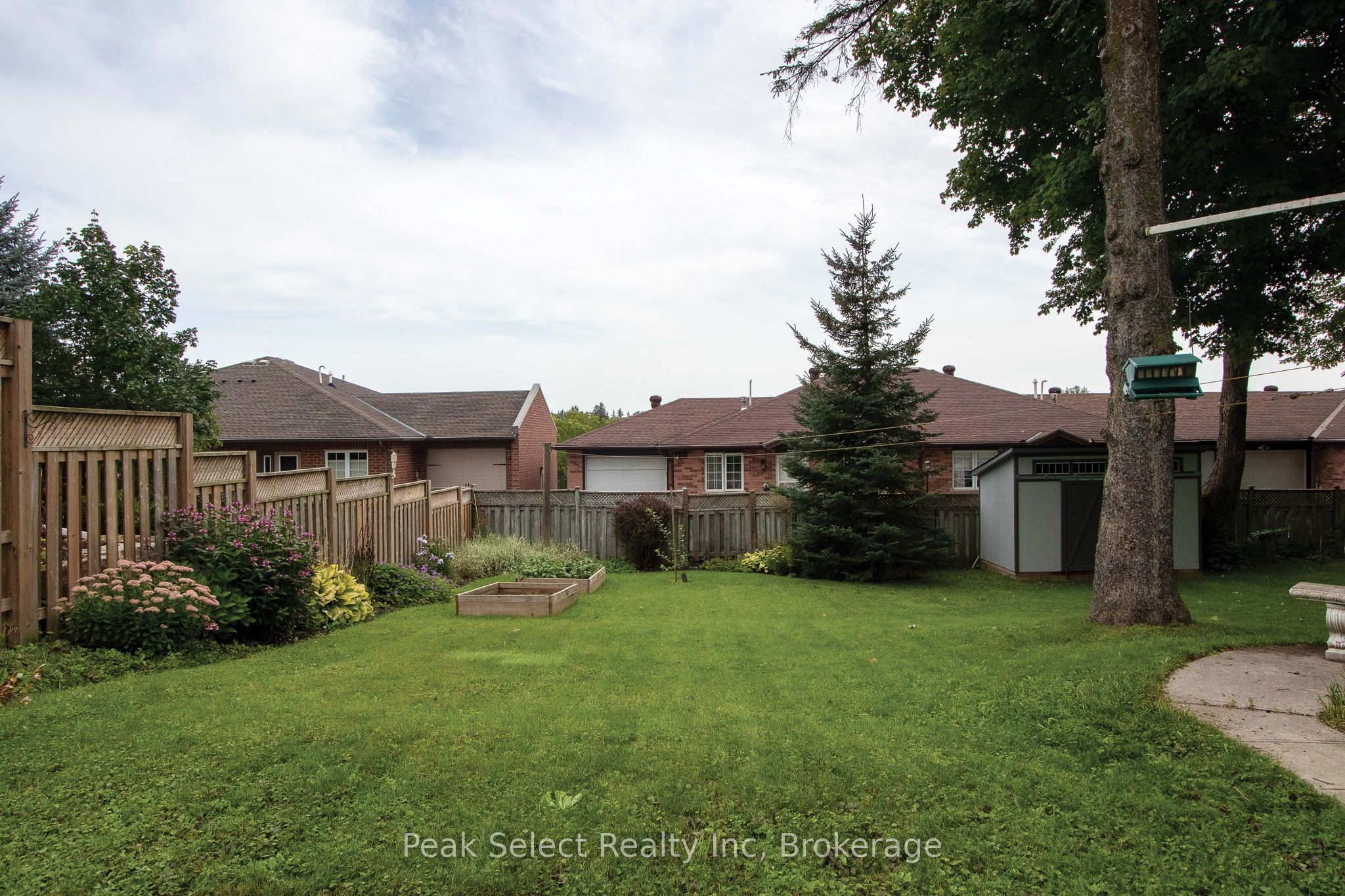 395 Queen Street E Property Photo 39