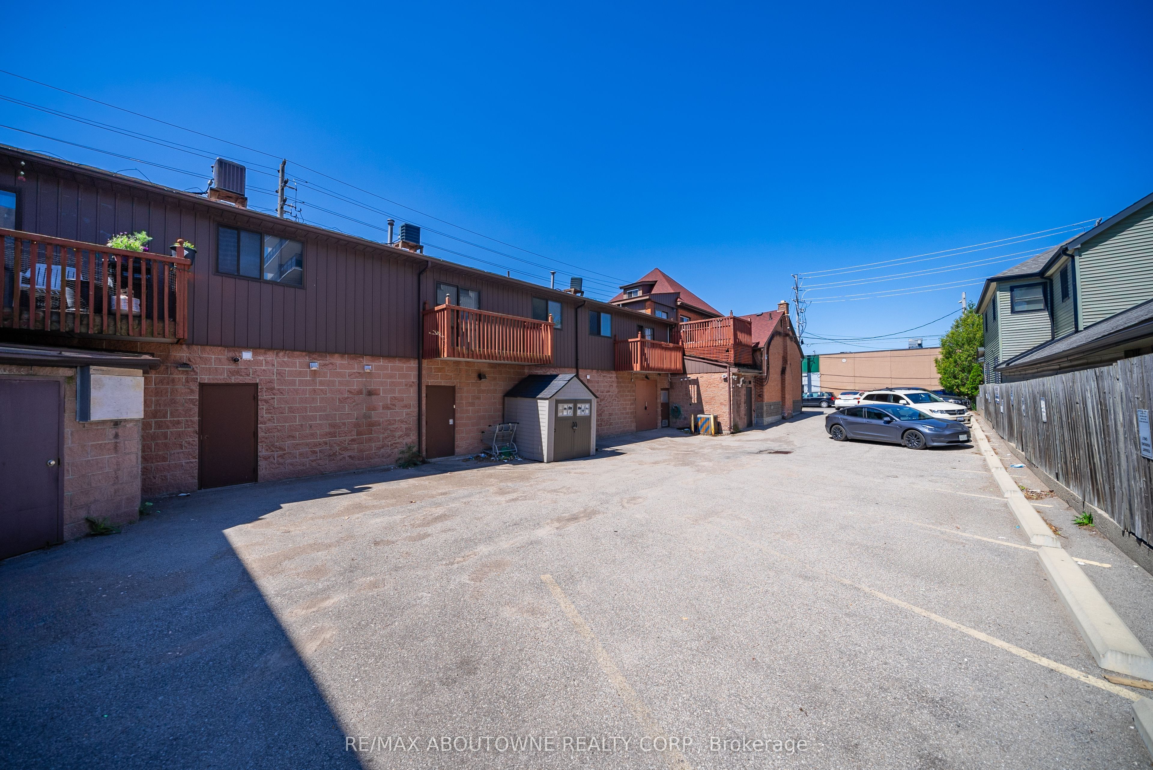 323 Upper Wentworth Street Property Photo 29