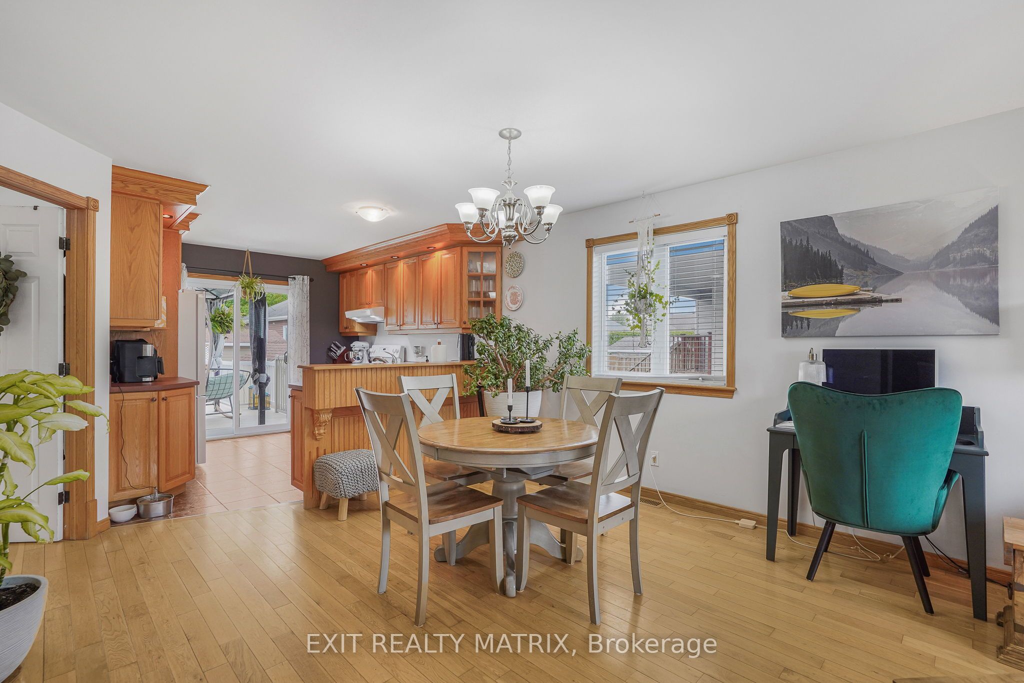 90 Richard Street Property Photo 8