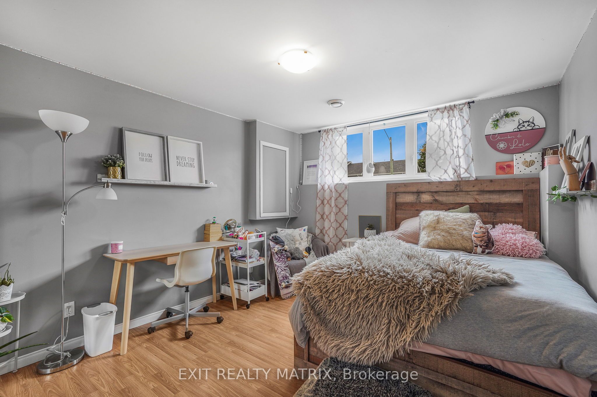 90 Richard Street Property Photo 22