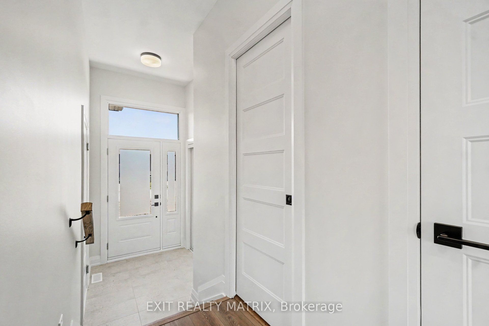 535 Regina Street Property Photo 3