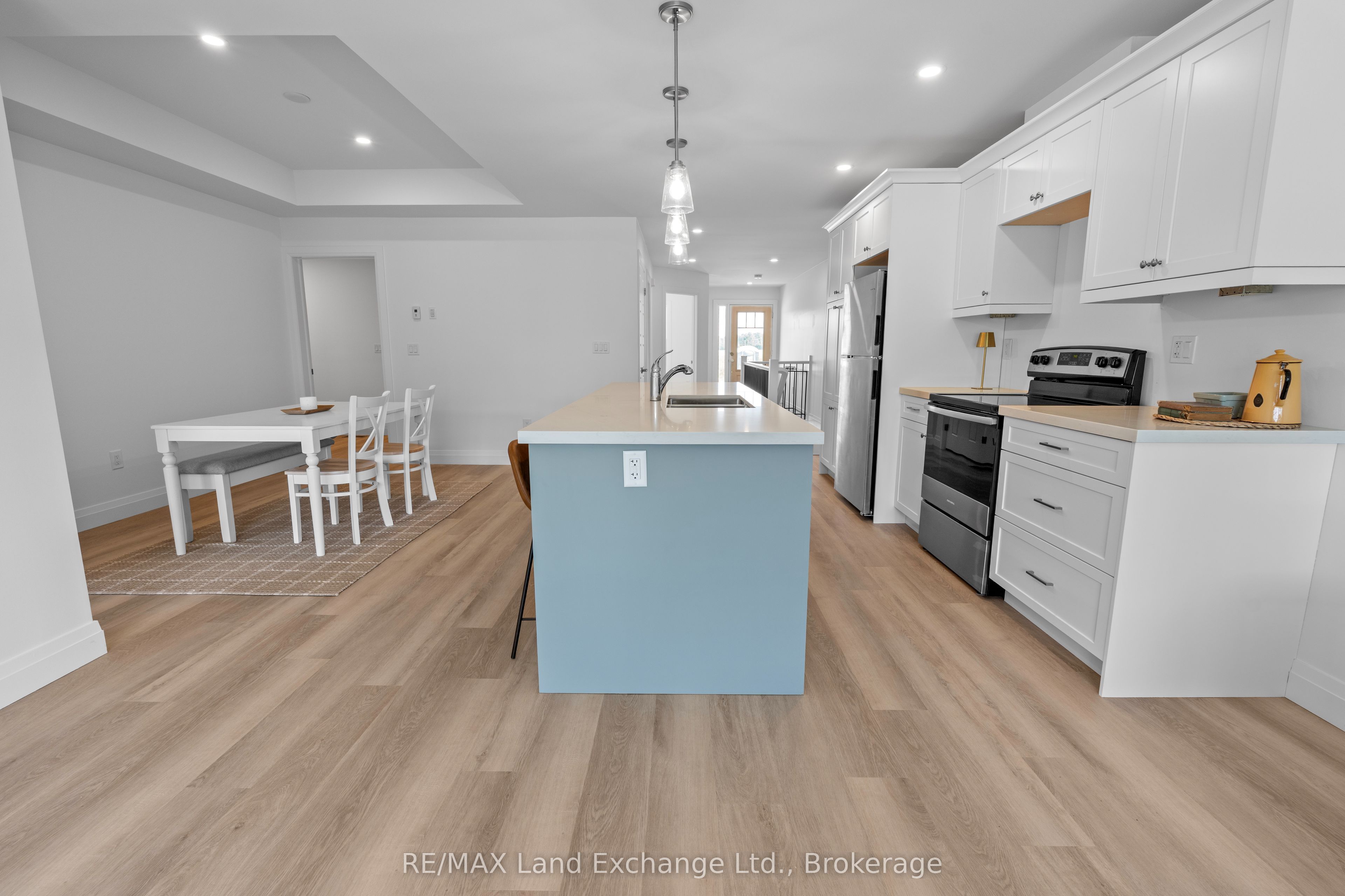 98 Eagle Court Property Photo 10