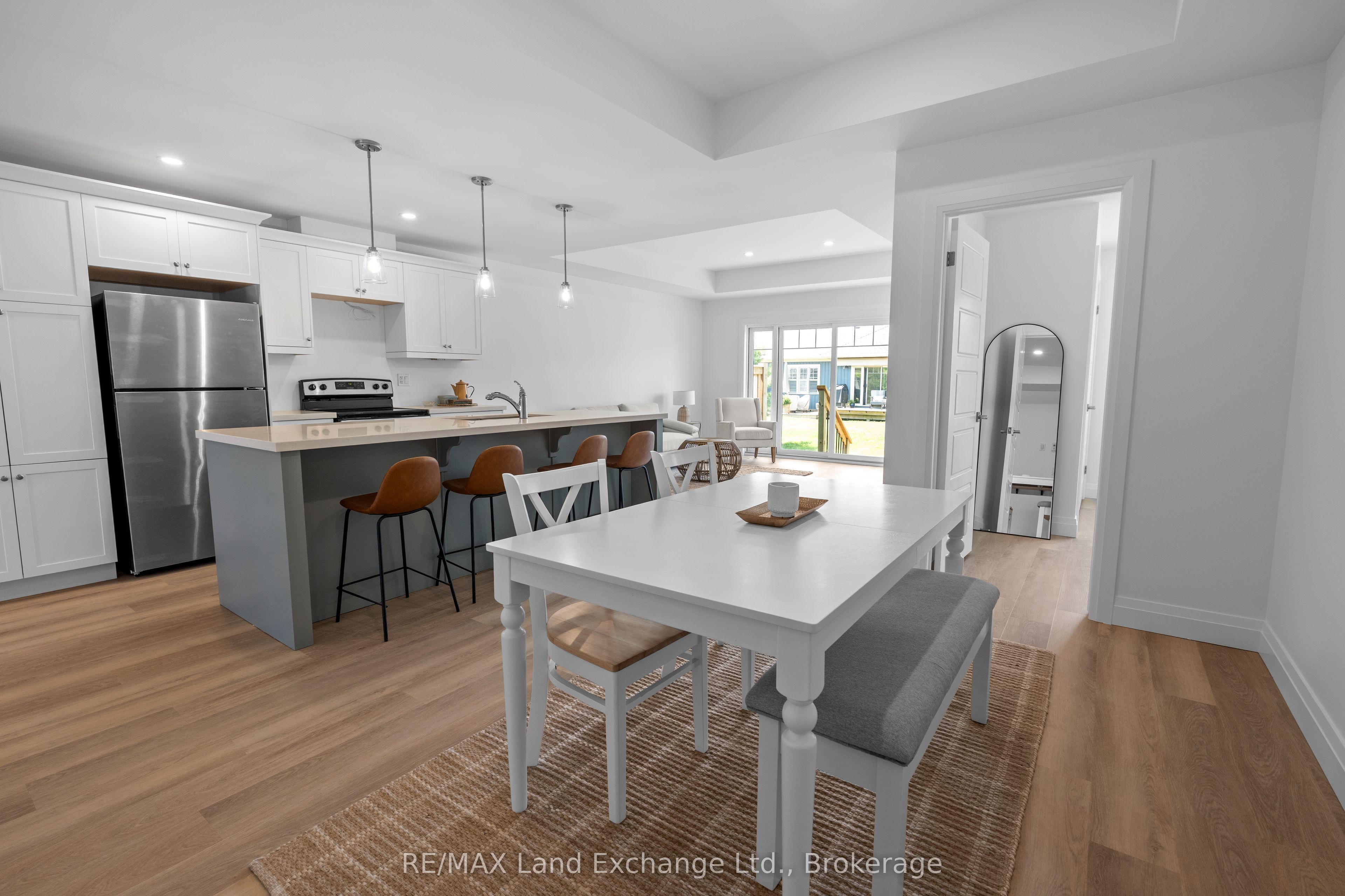 98 Eagle Court Property Photo 14