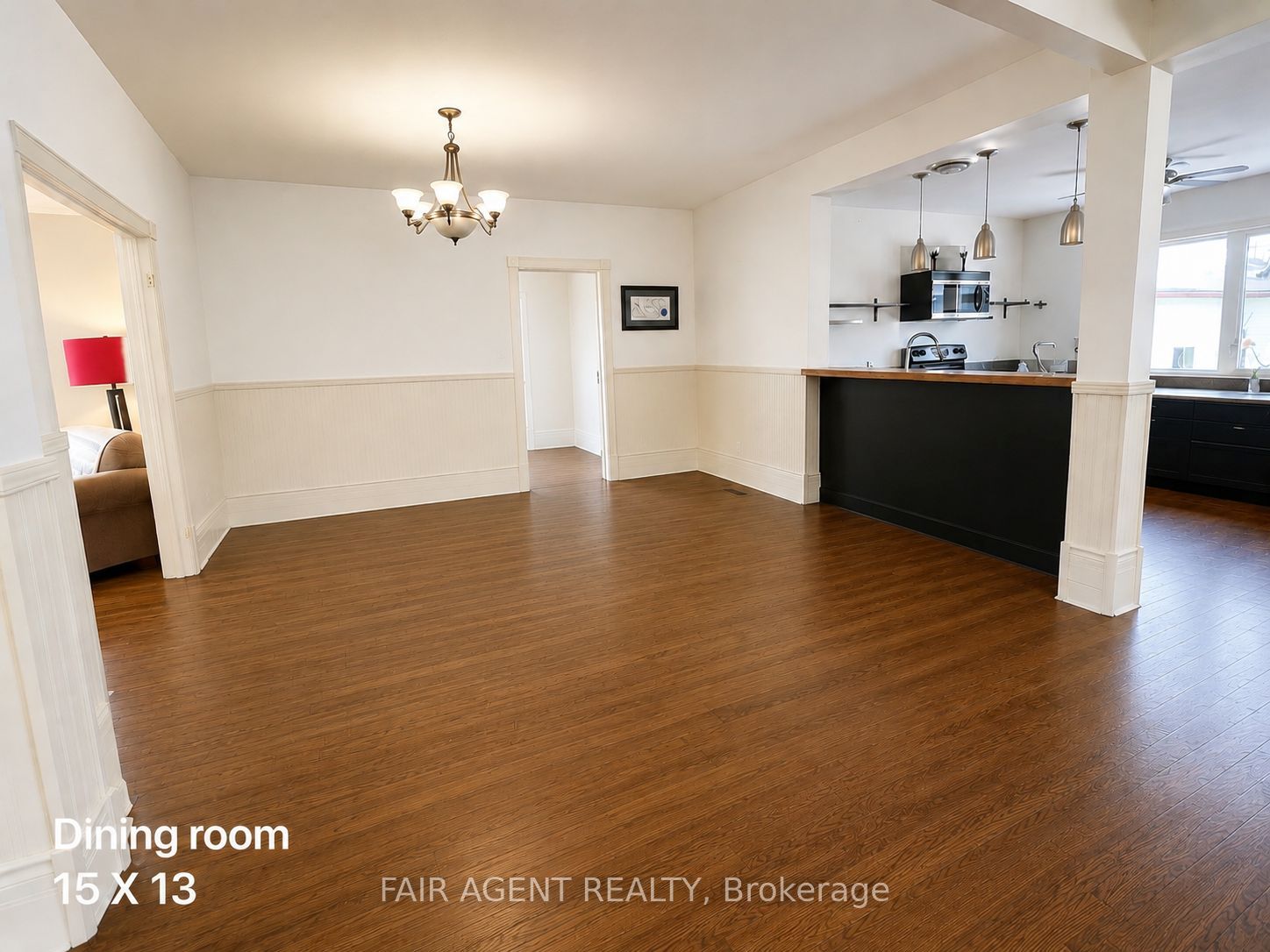 202 Water Street Property Photo 9