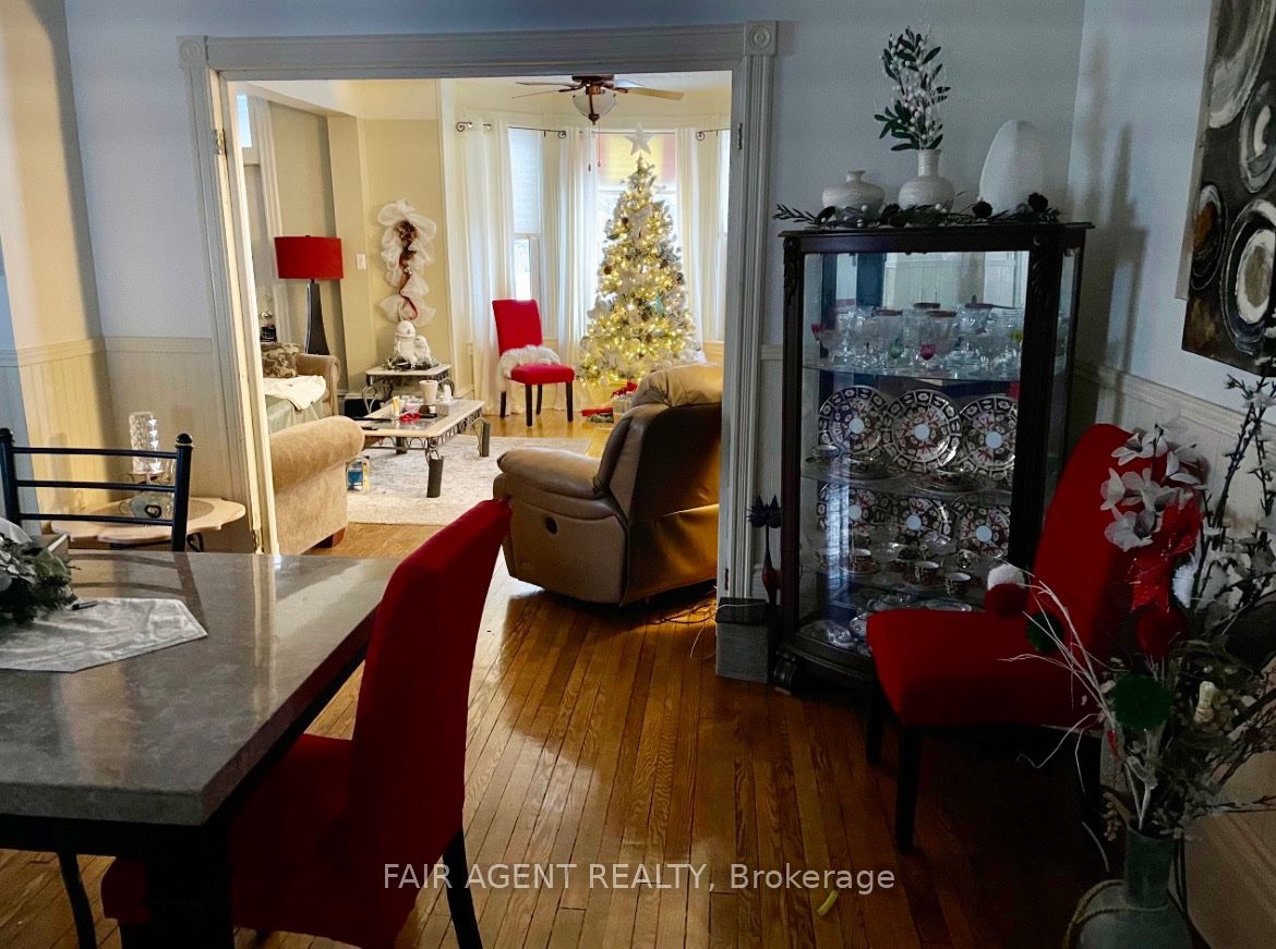 202 Water Street Property Photo 13