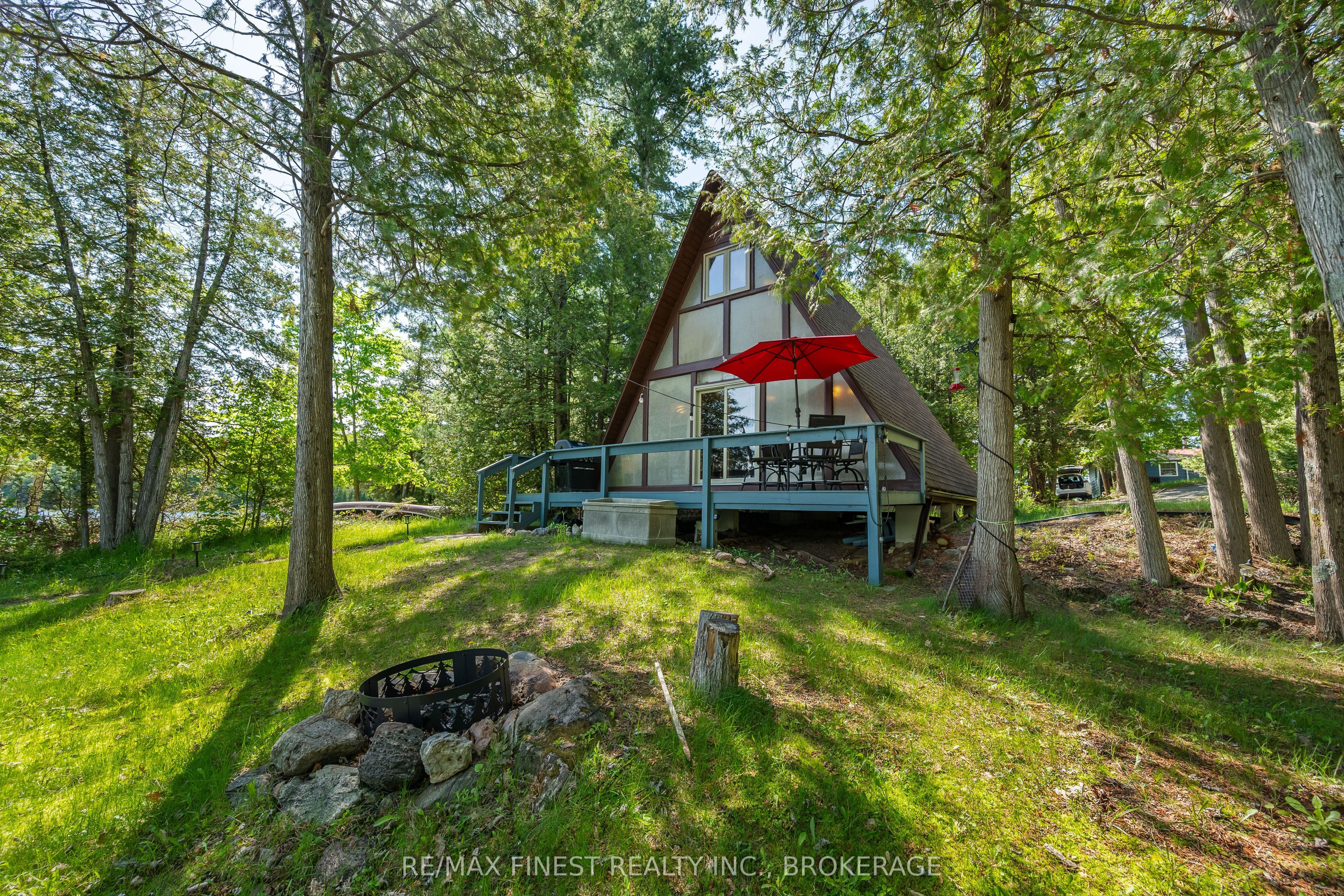 53 Hillside Lane Property Photo 2