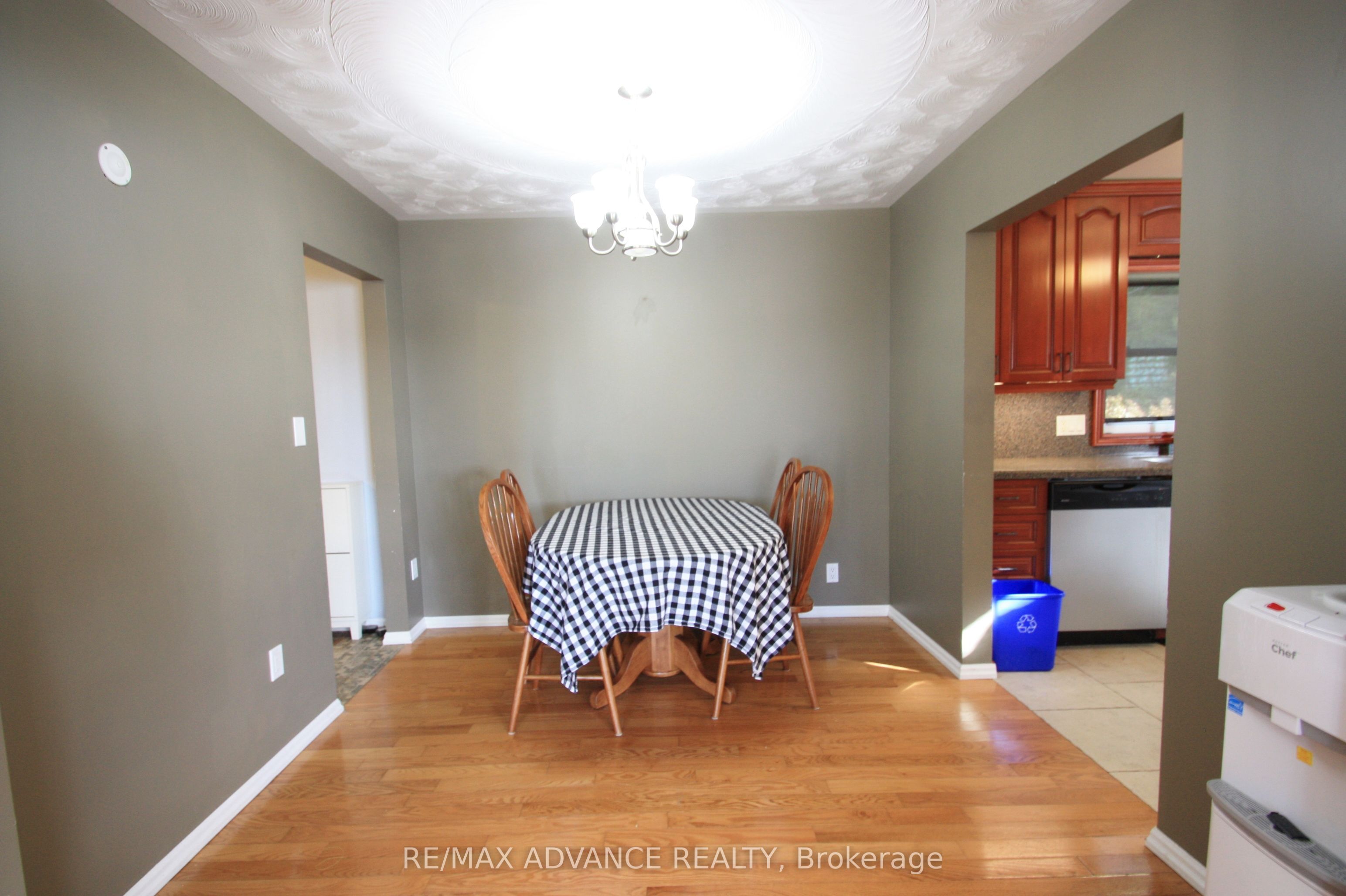 77 Rockview Road Property Photo 10