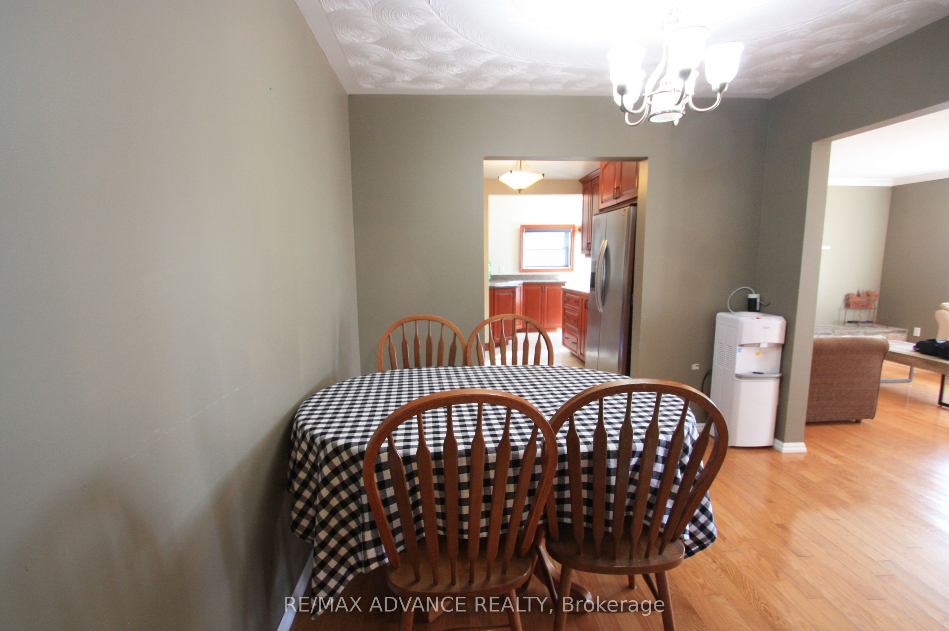 77 Rockview Road Property Photo 12