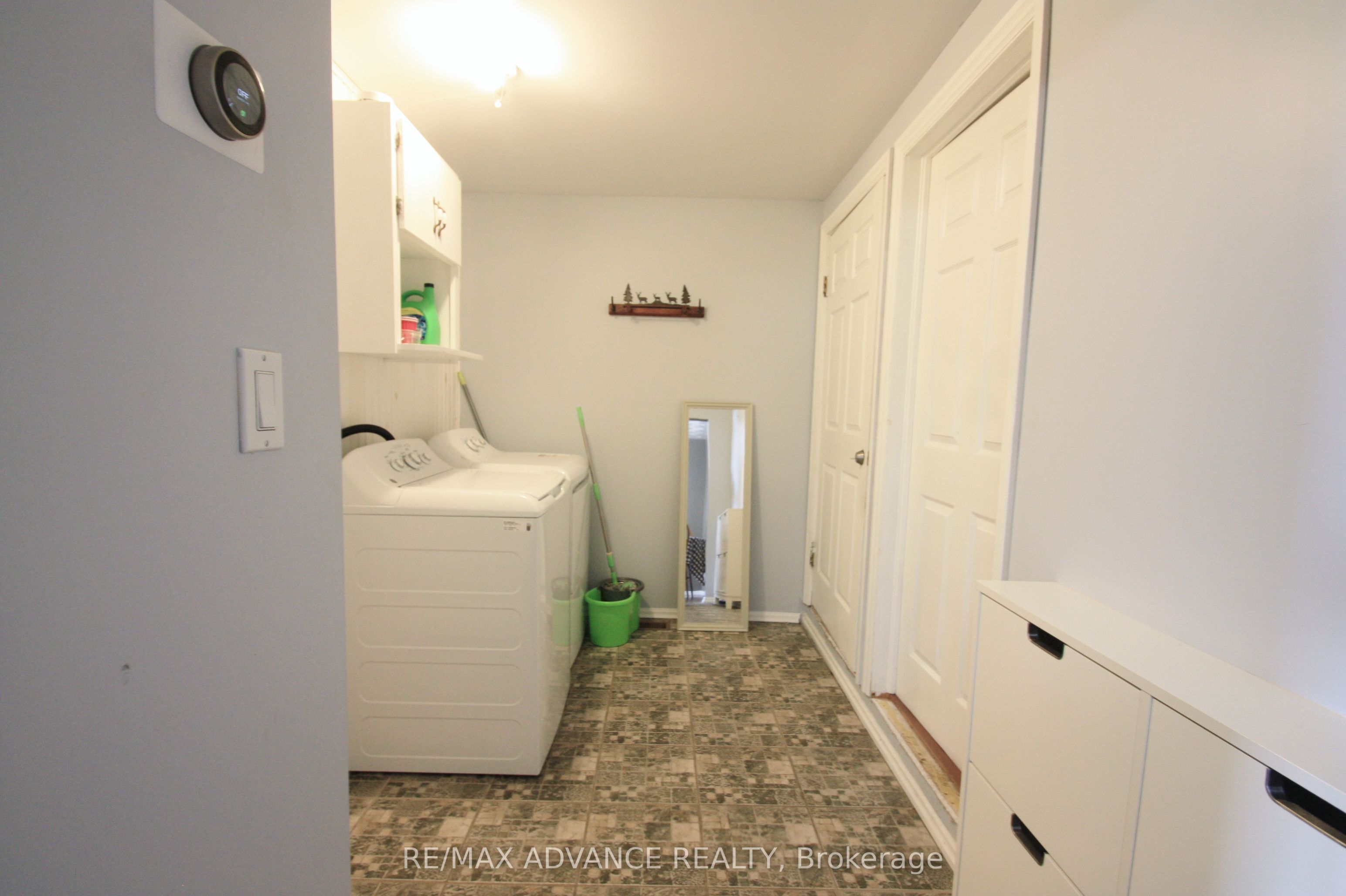 77 Rockview Road Property Photo 13