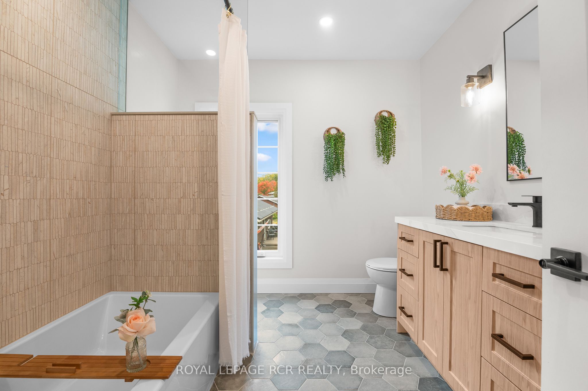 349 Smith Street Property Photo 41