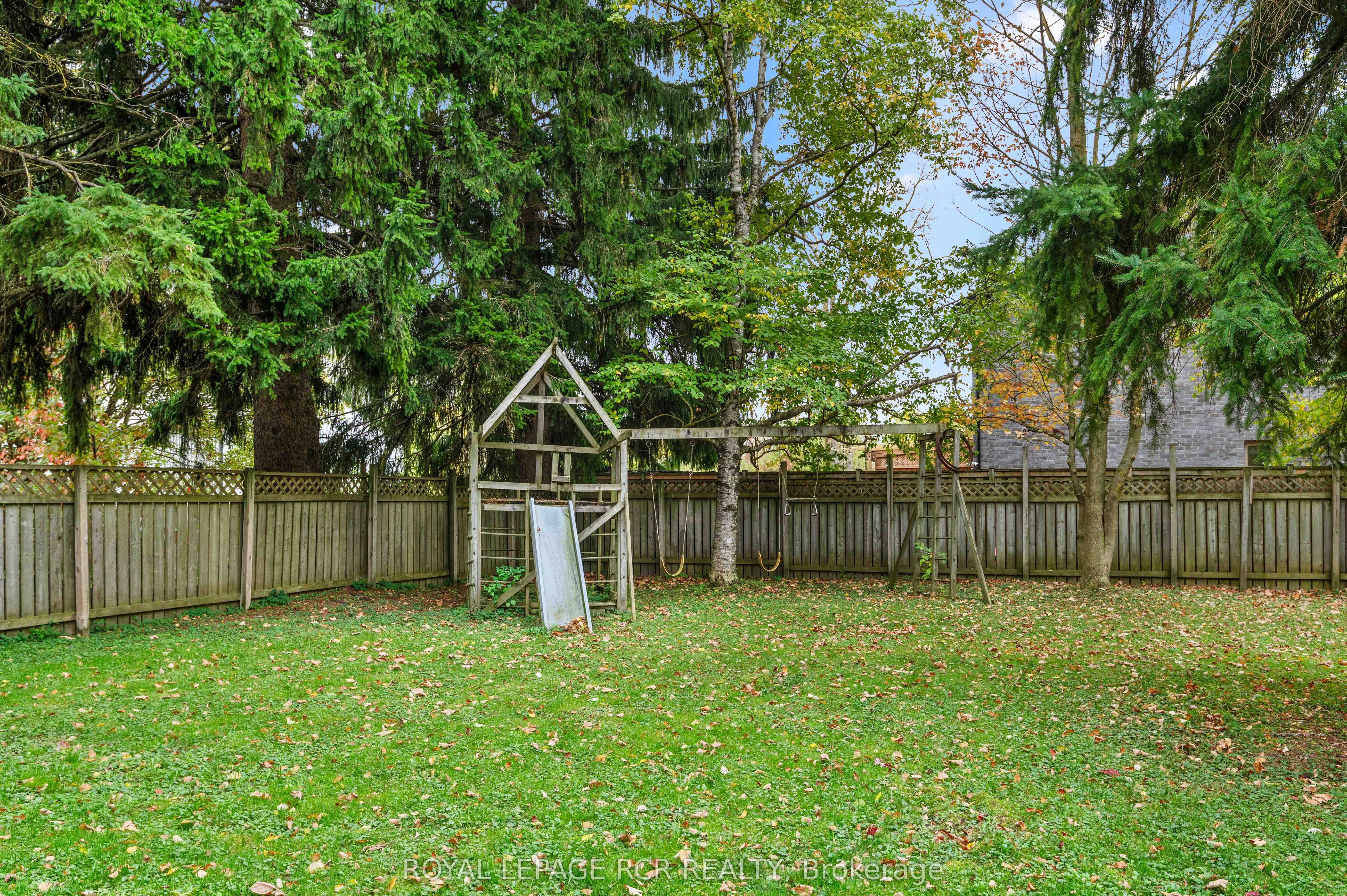 349 Smith Street Property Photo 44