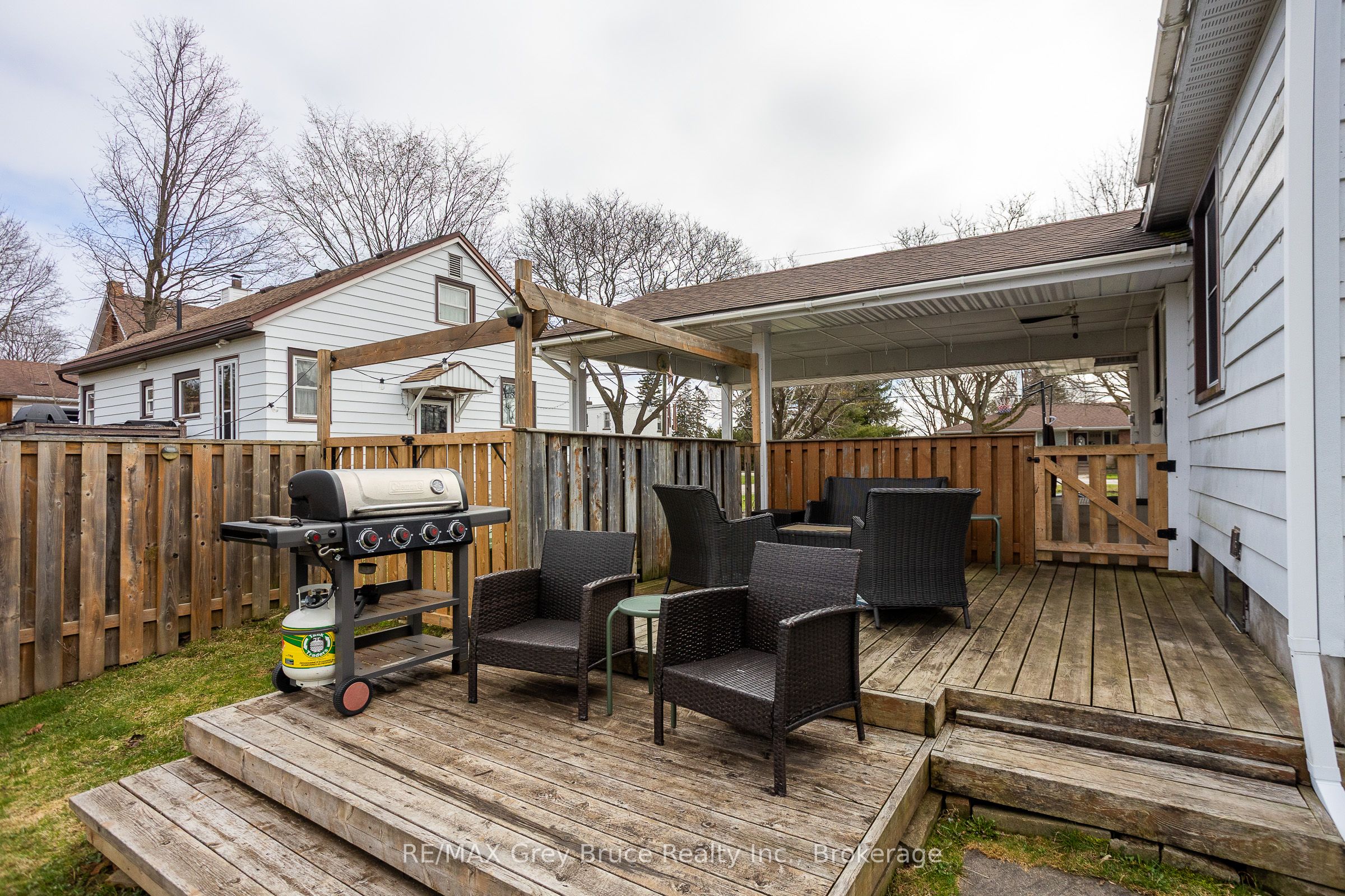 2120 4th Avenue W Property Photo 22