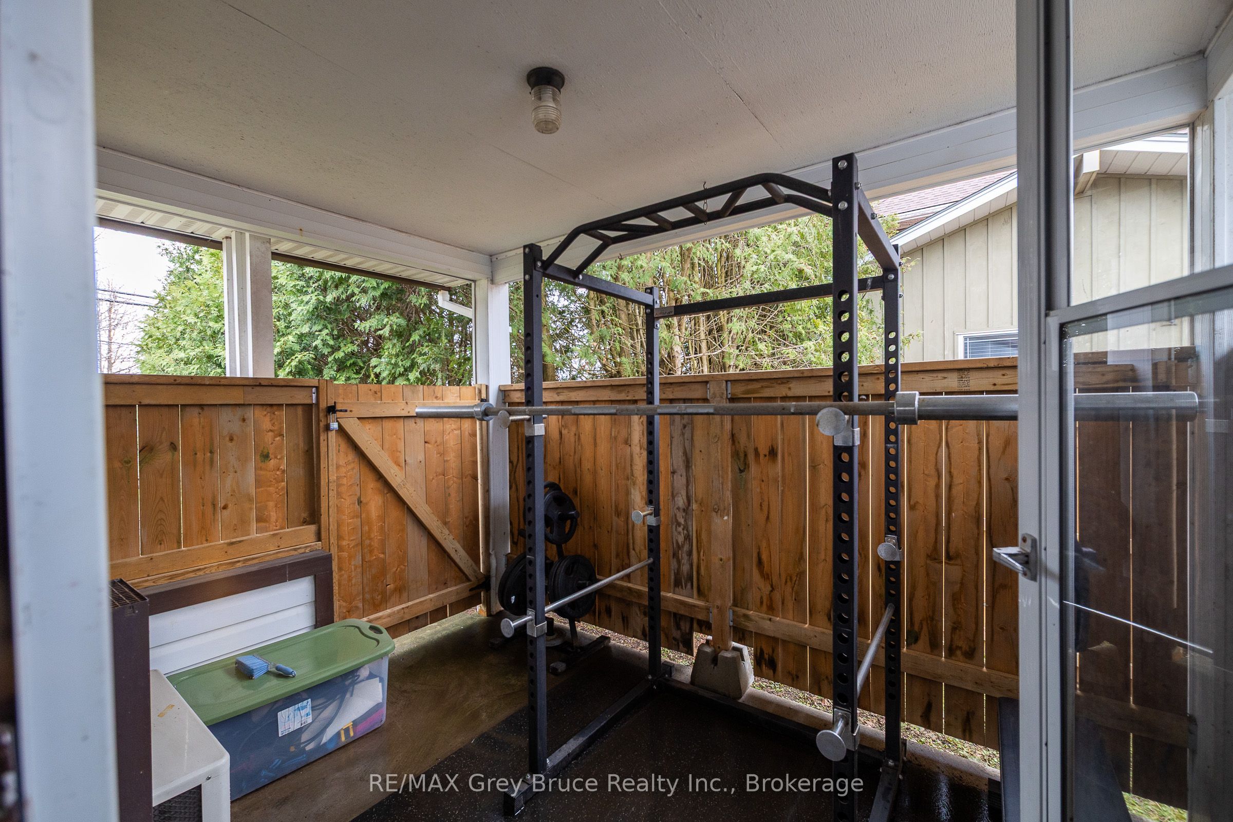2120 4th Avenue W Property Photo 24