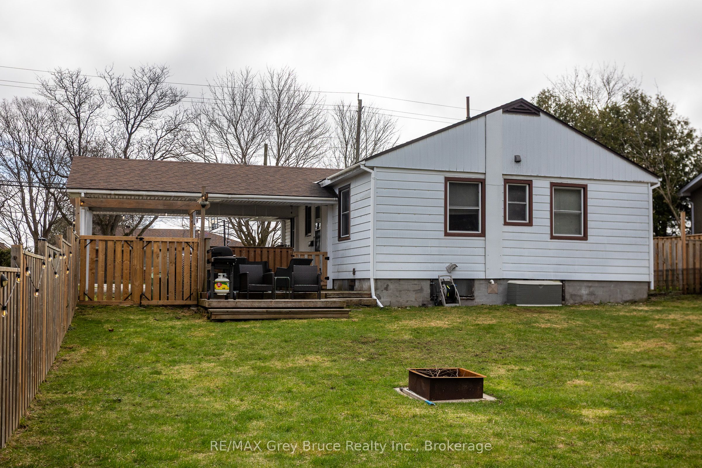 2120 4th Avenue W Property Photo 26