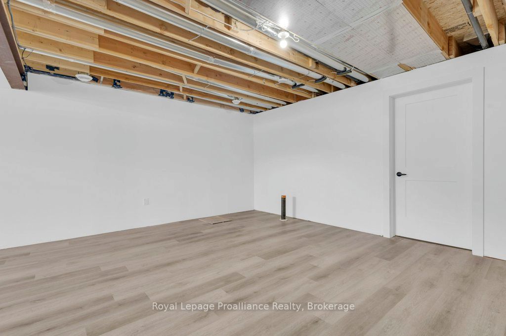 8 Dunmor Street Property Photo 28