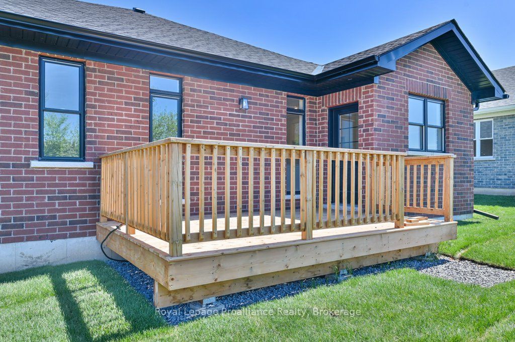 8 Dunmor Street Property Photo 30