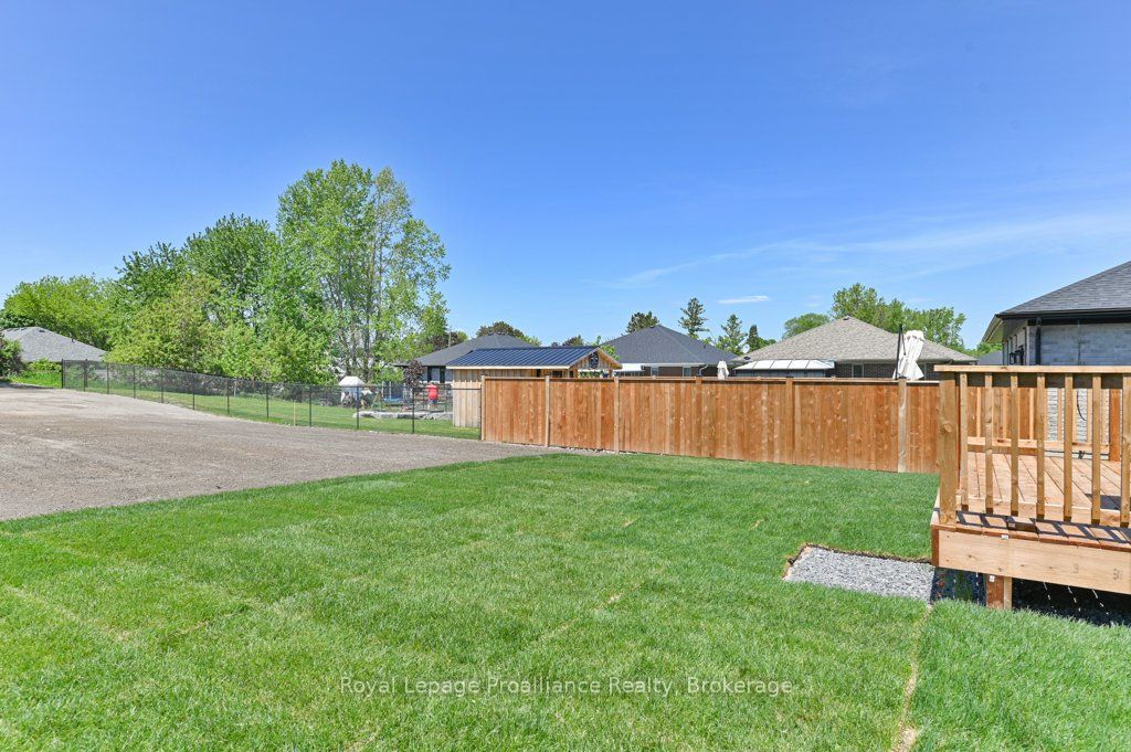 8 Dunmor Street Property Photo 31