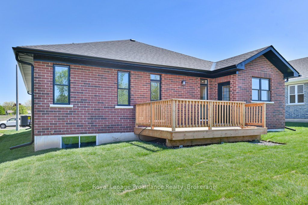 8 Dunmor Street Property Photo 34