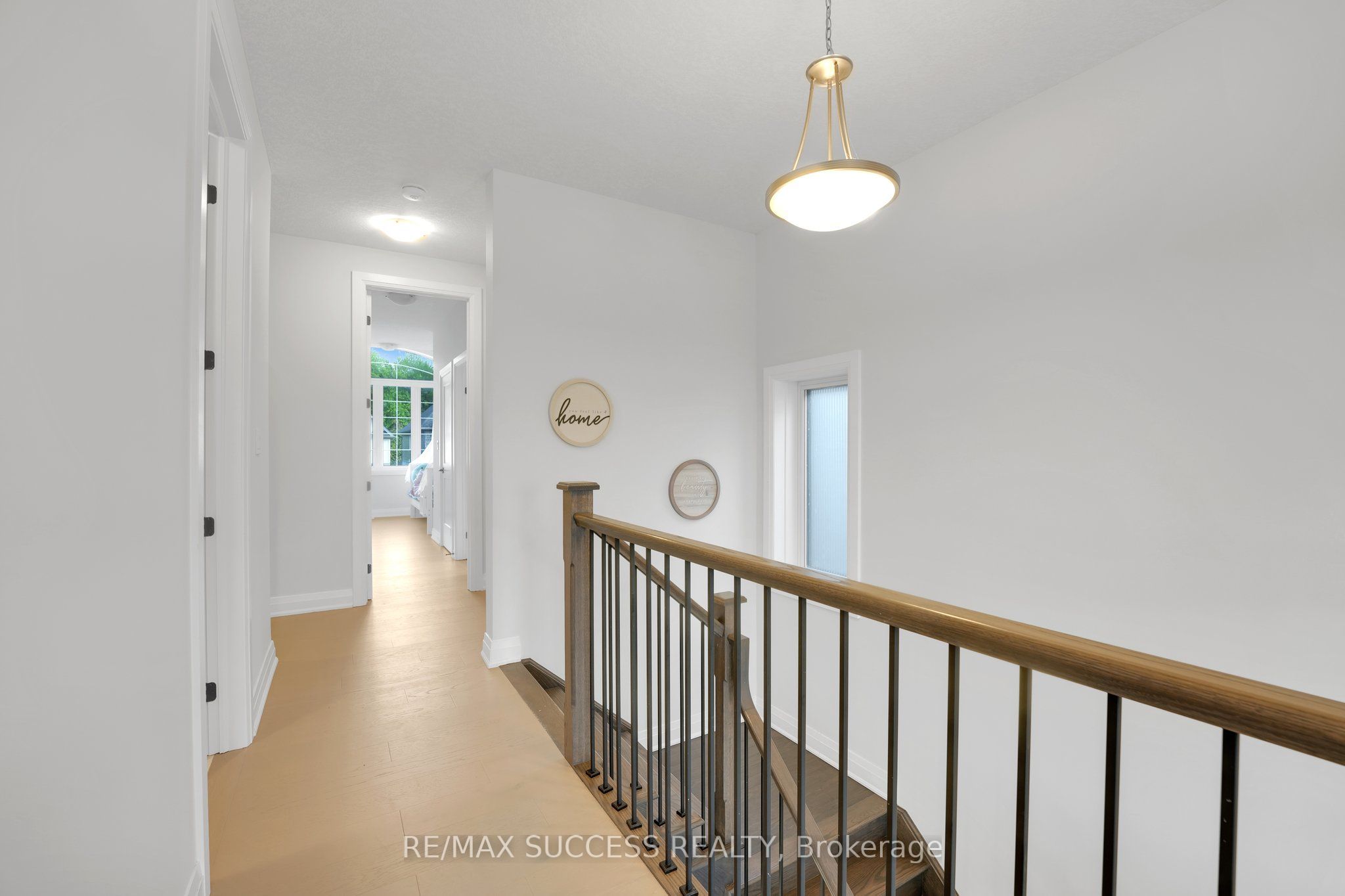 554 Bridgemill Crescent E Property Photo 17