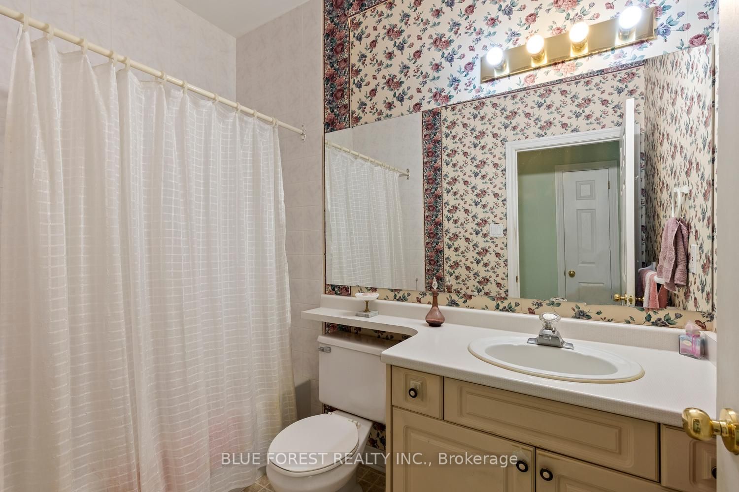7 Cadeau Terrace 29 Property Photo 21