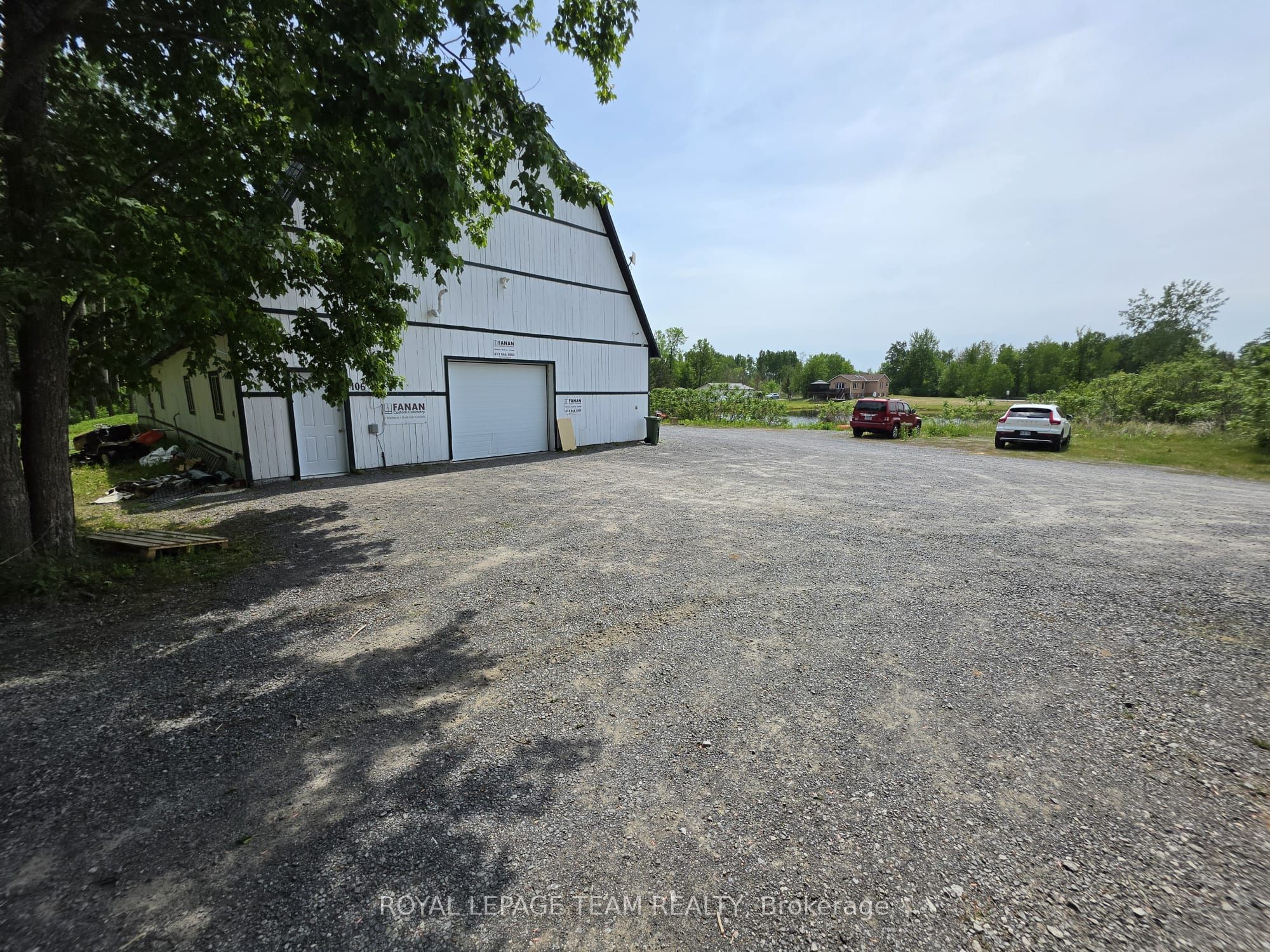 106-116 Constance Creek Drive Property Photo 3