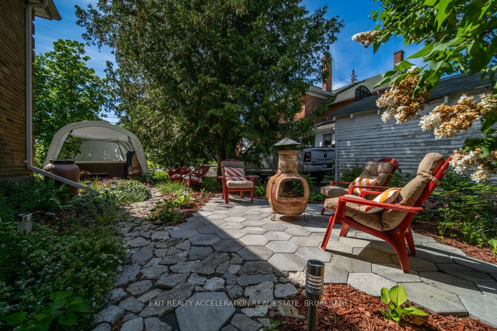 106 Donald Street Property Photo 35