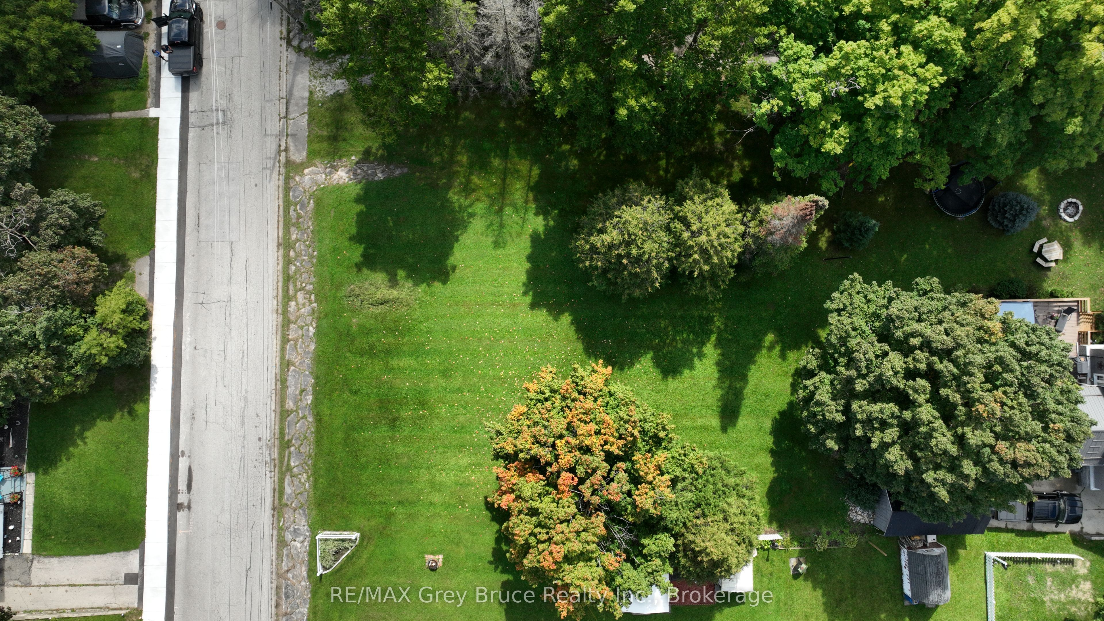 Pt Lot 2 2nd Avenue Property Photo 1