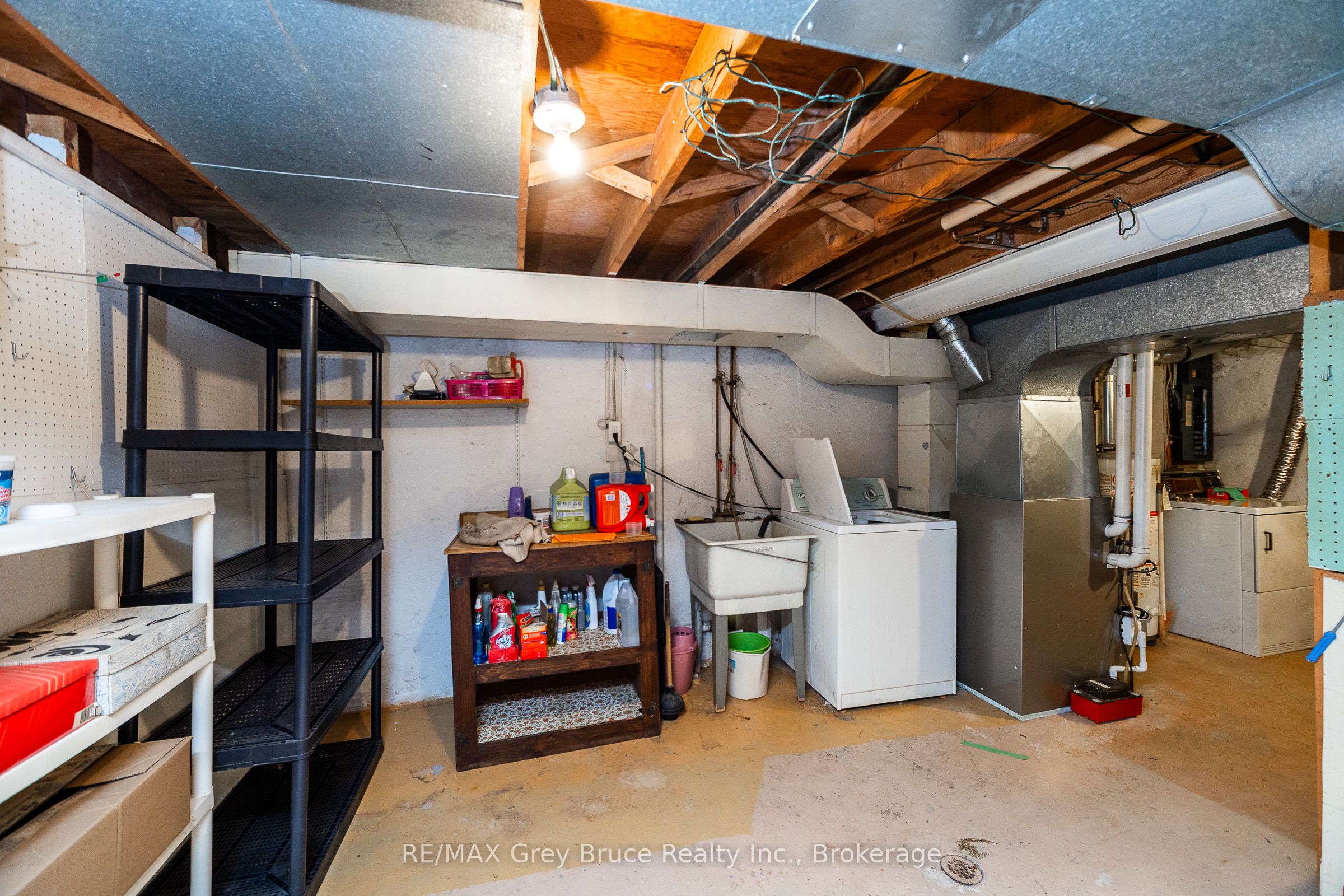 1068 11th Street E Property Photo 22