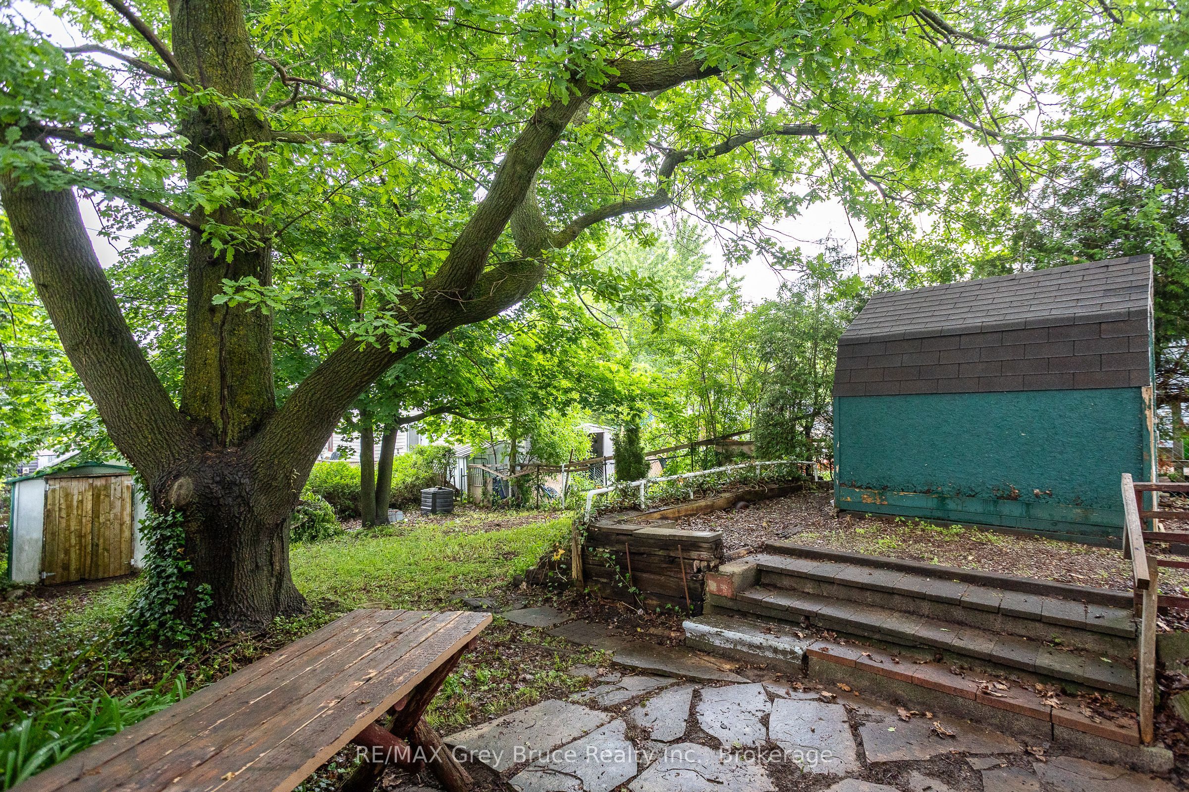1068 11th Street E Property Photo 25