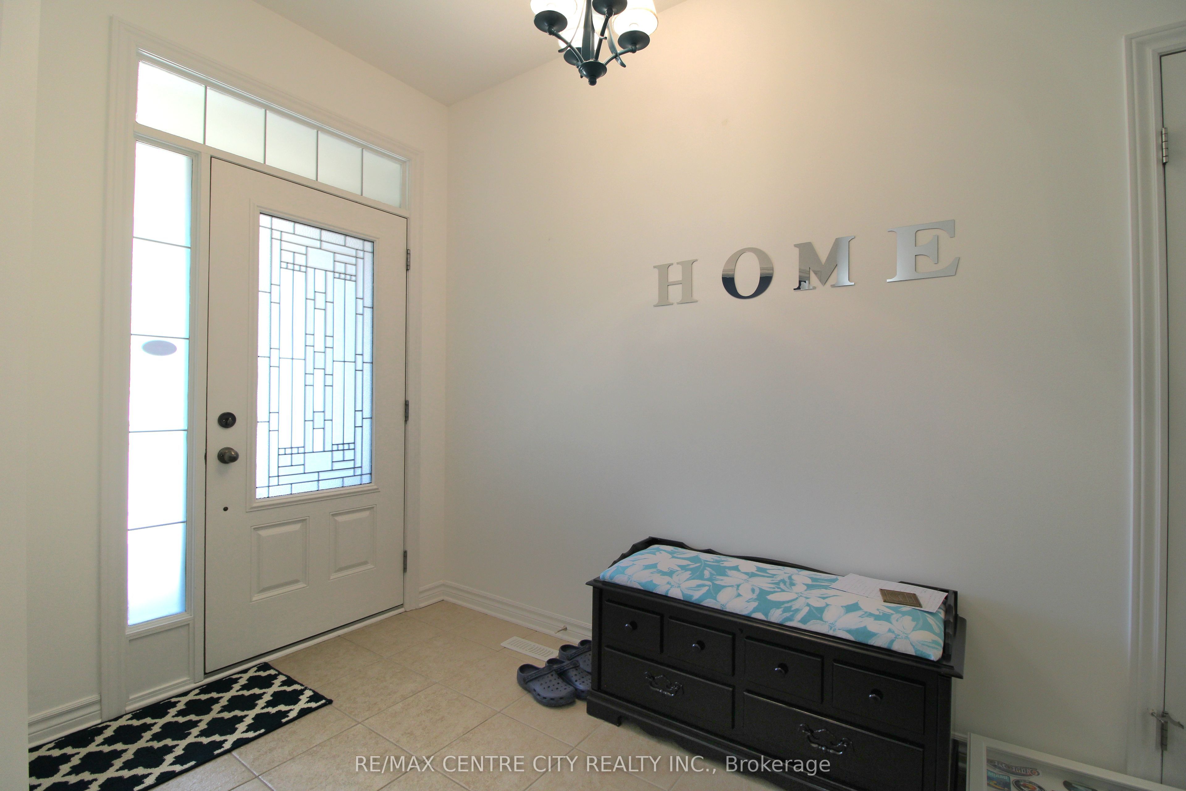5 Cherry Blossom Lane Property Photo 6