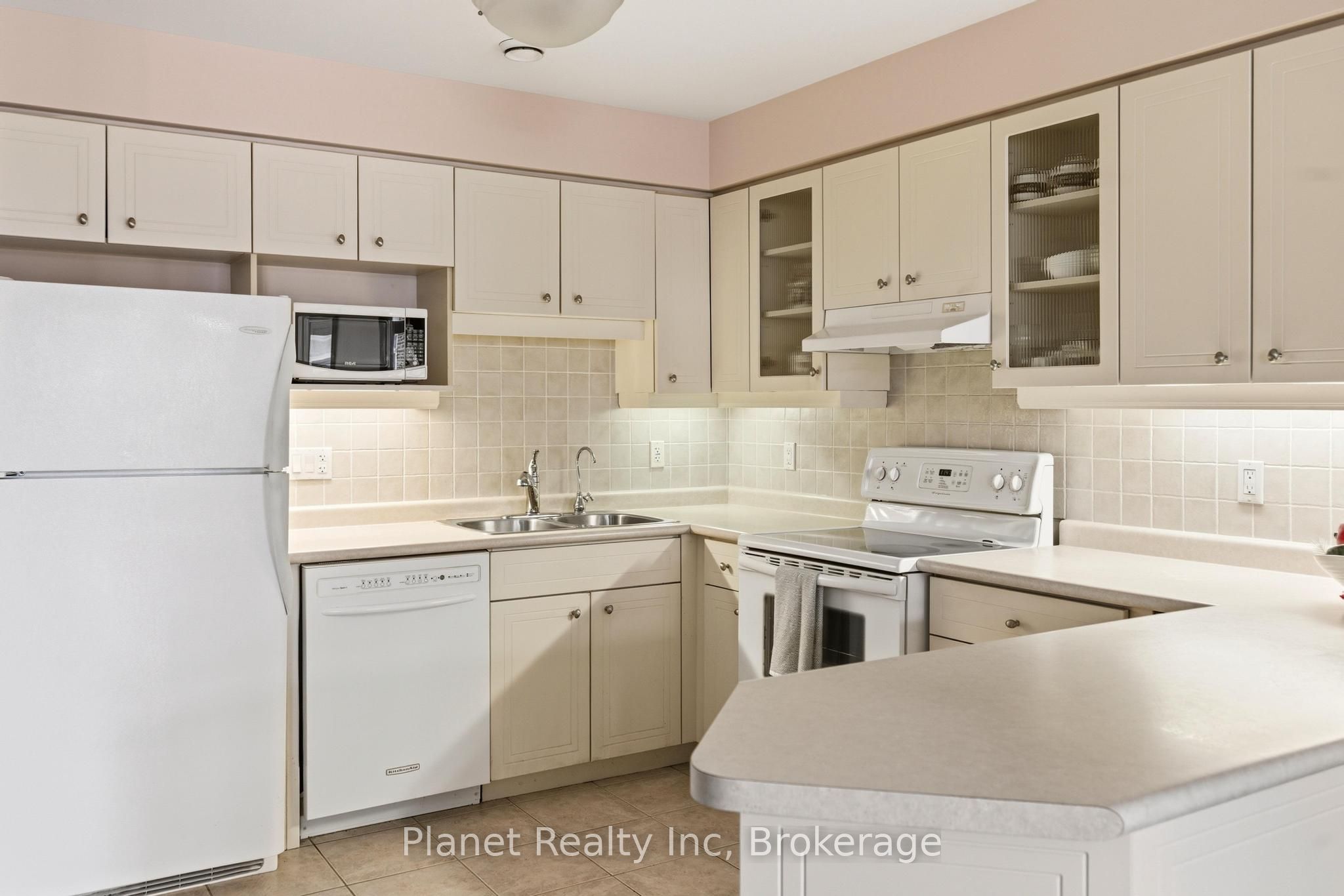 71 Bayberry Drive D301 Property Photo 2