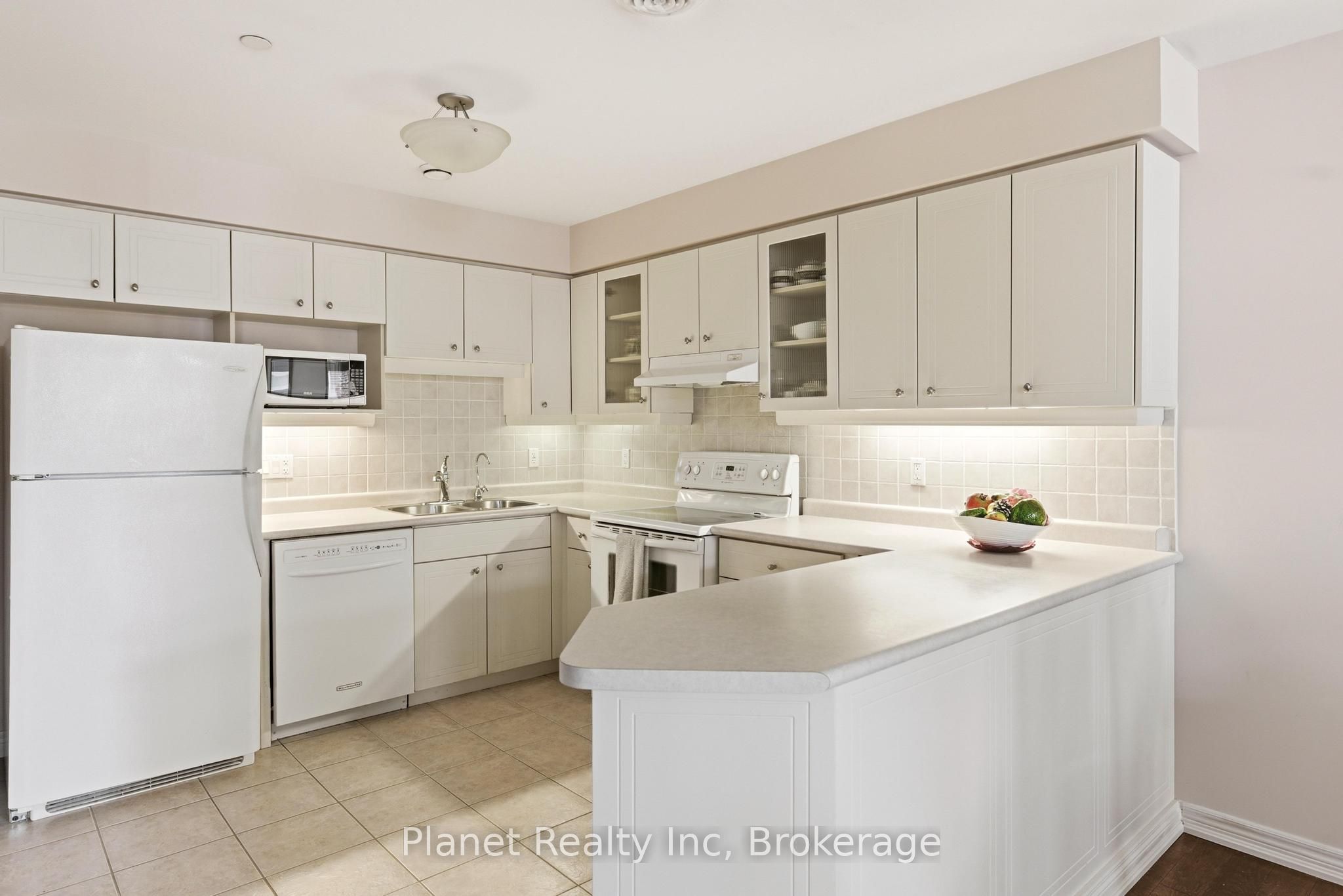 71 Bayberry Drive D301 Property Photo 10