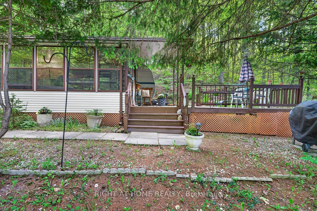 142571 35 Road 201 Property Photo 2