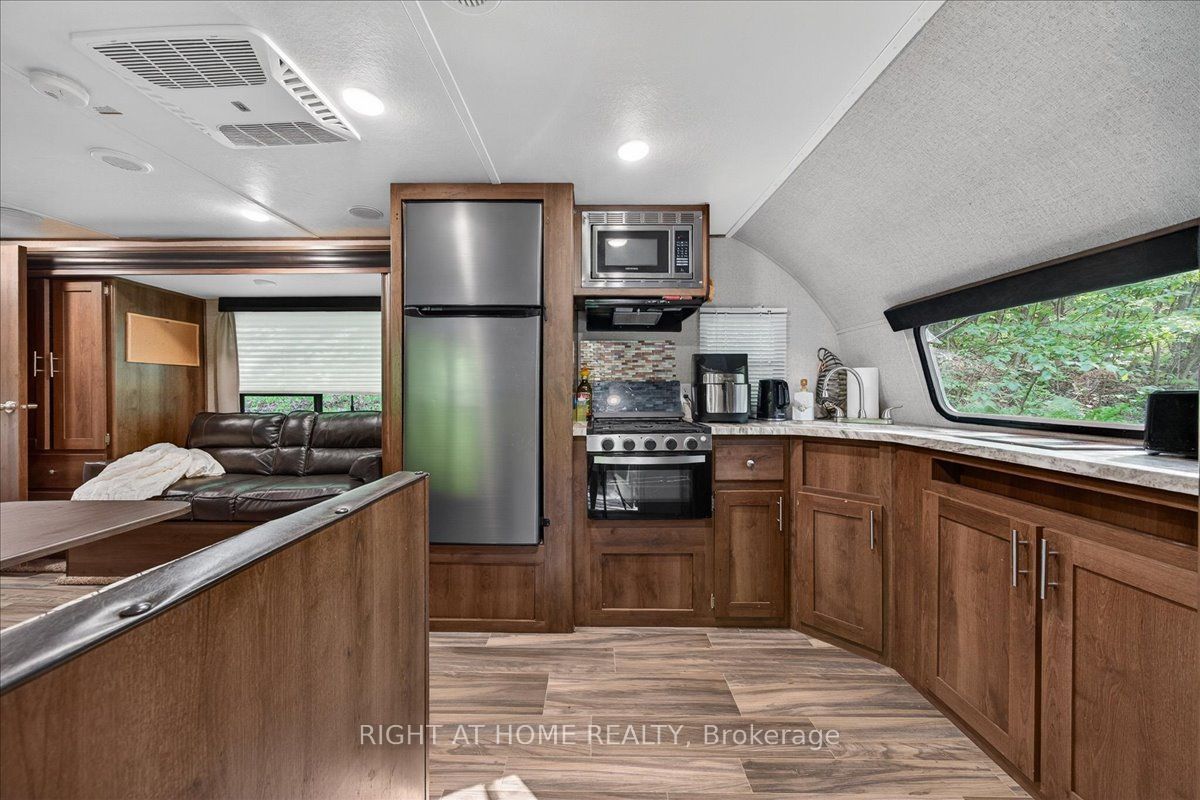142571 35 Road 201 Property Photo 11