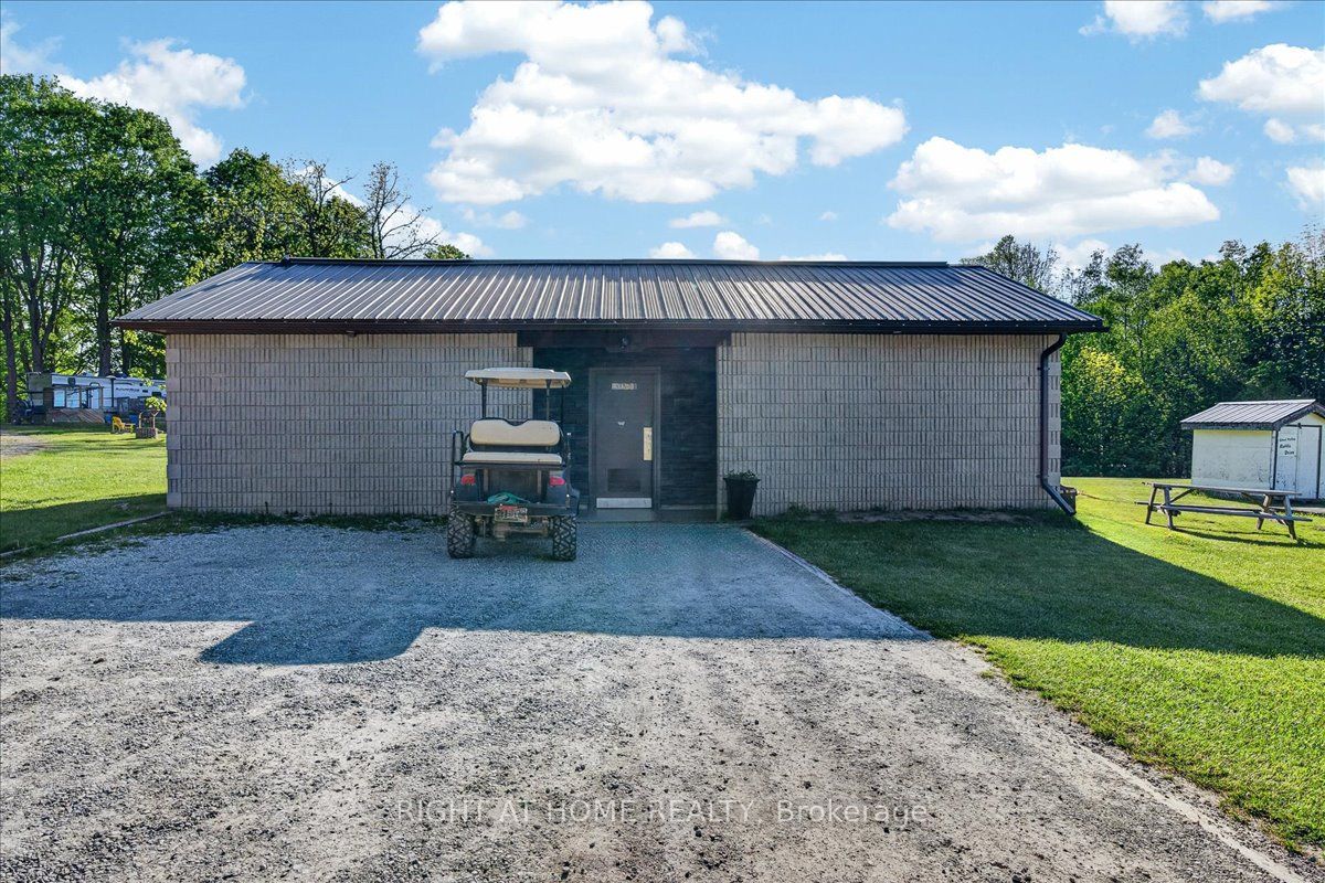 142571 35 Road 201 Property Photo 36