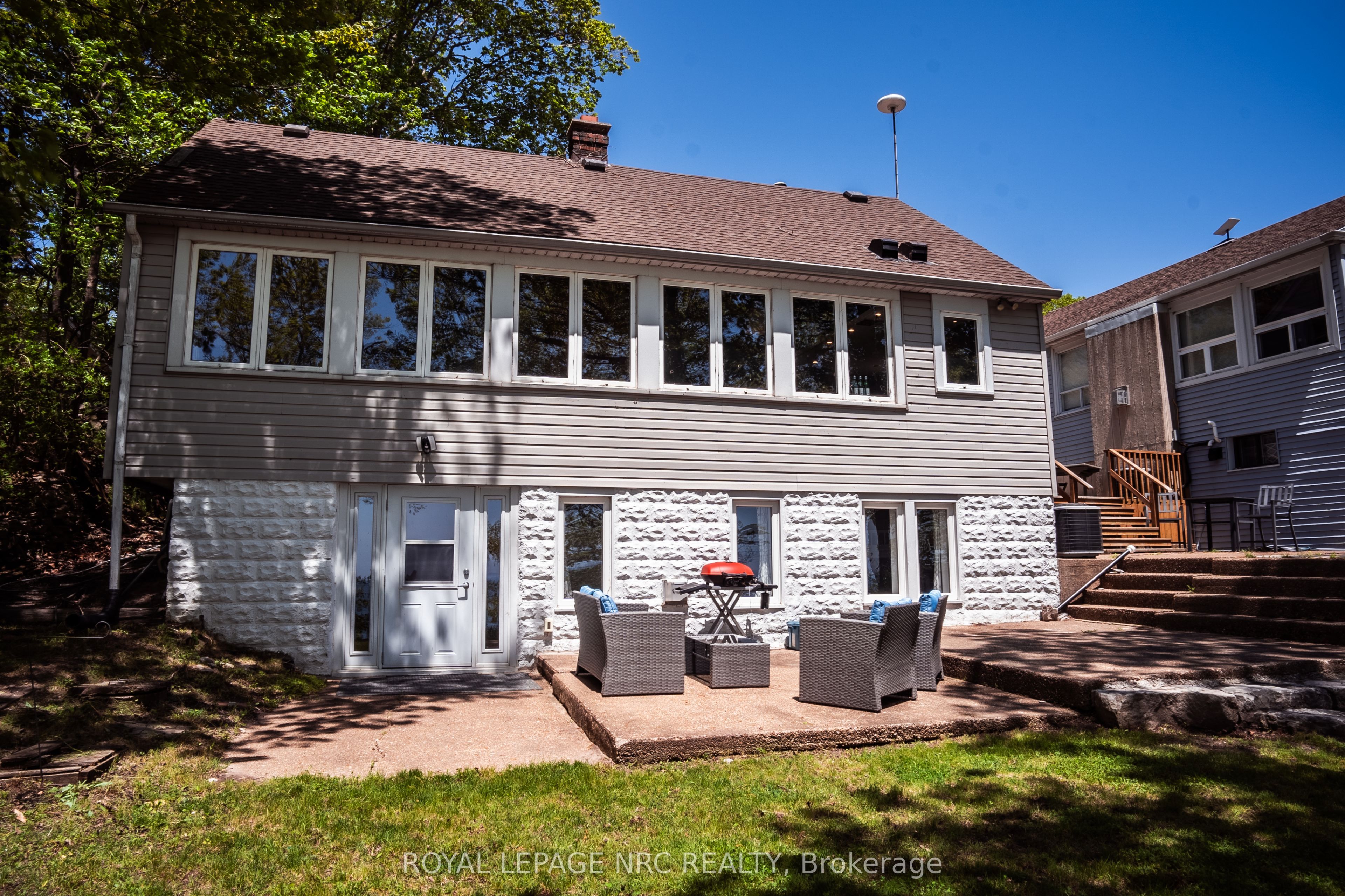 10245 Camelot Drive Property Photo 22