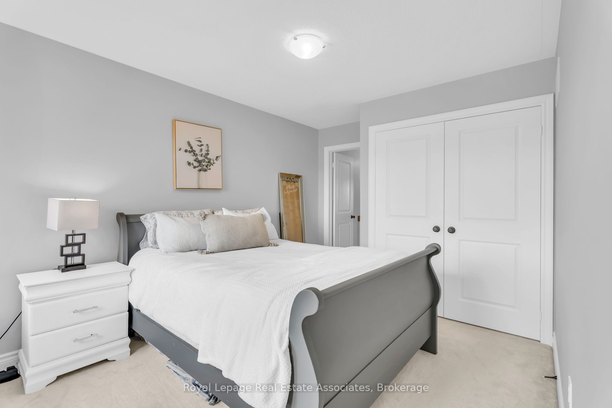 17 Mitchell Crescent Property Photo 31