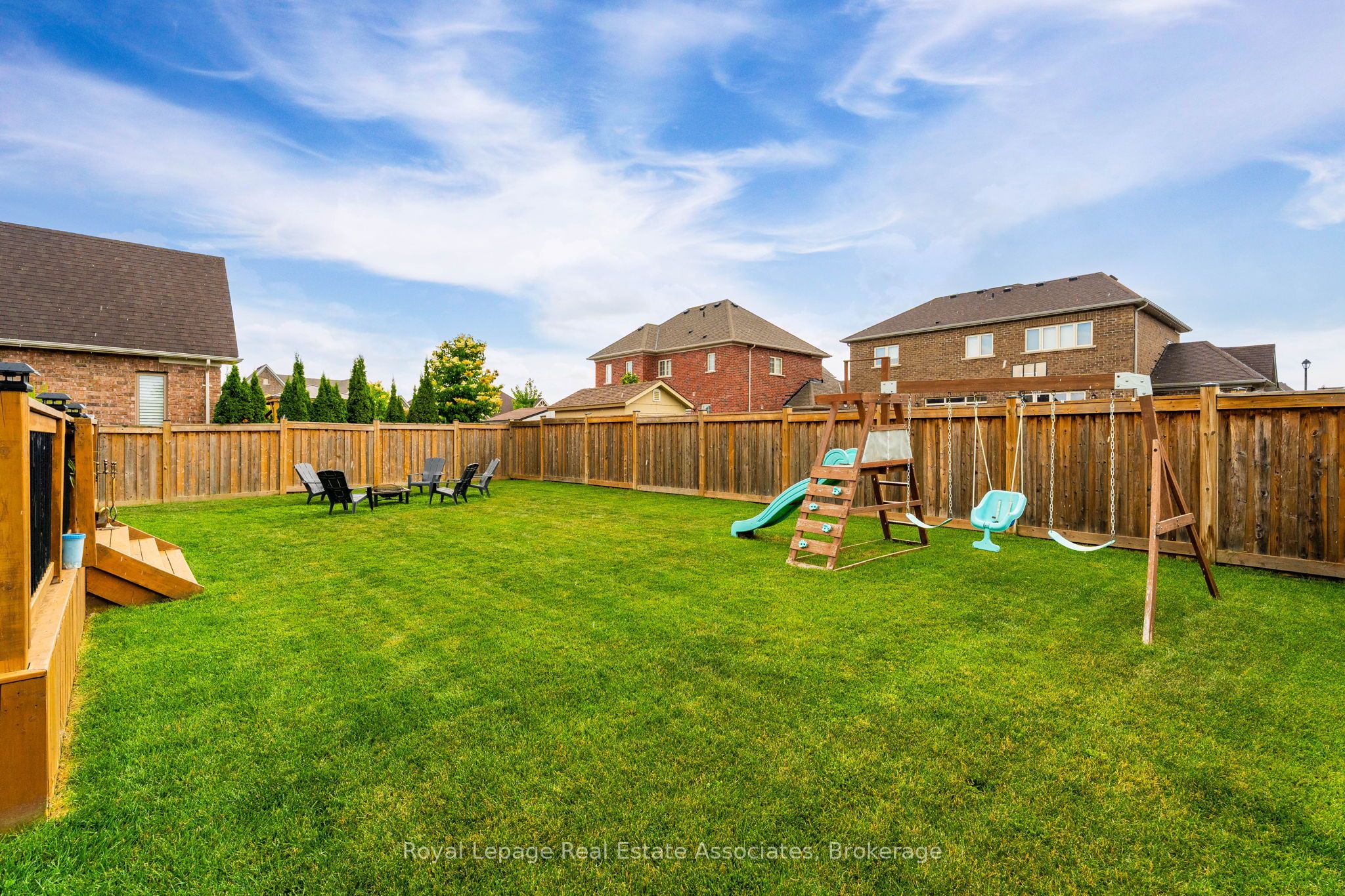 17 Mitchell Crescent Property Photo 35