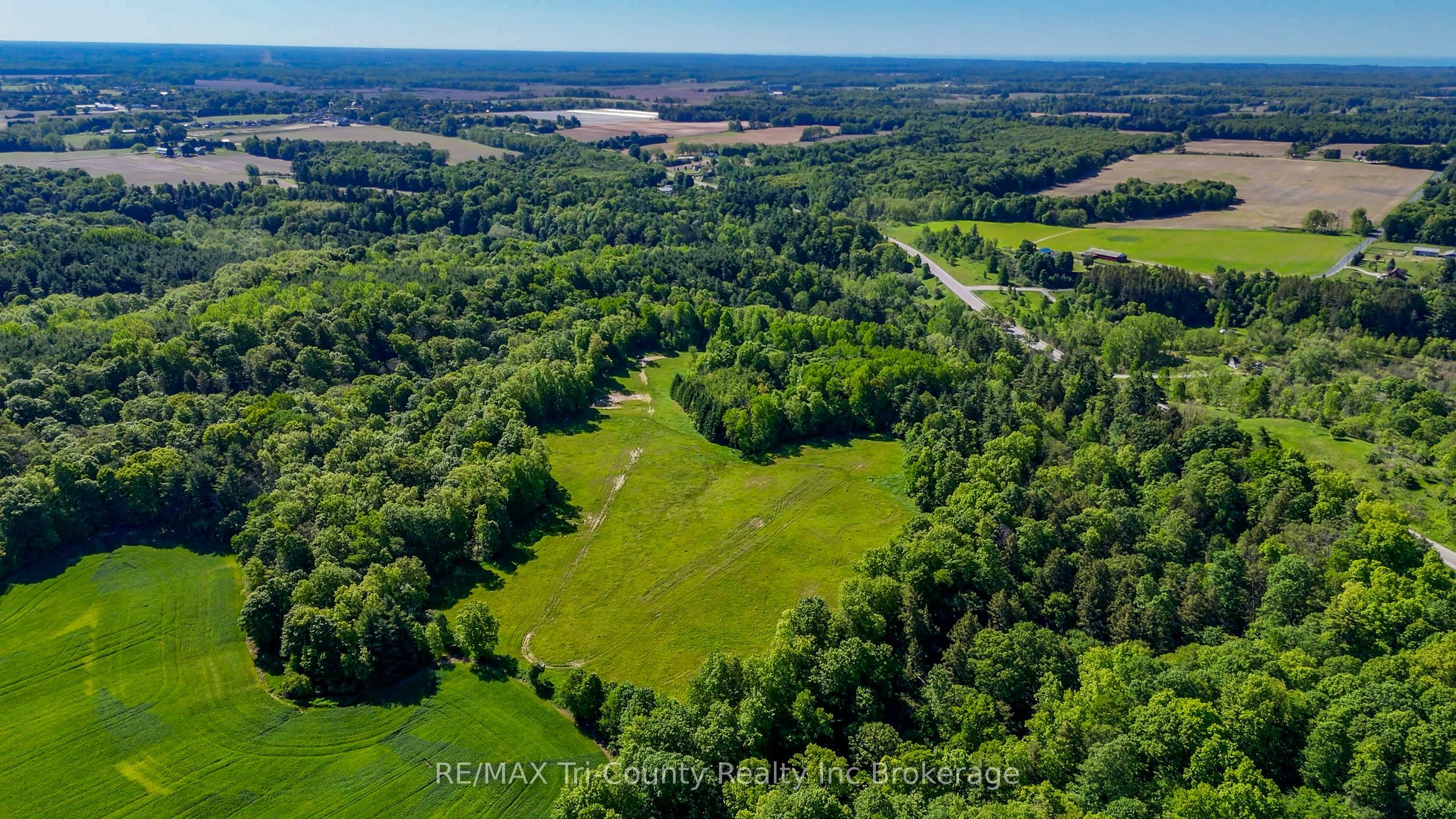 55234 Heritage Line Property Photo 1